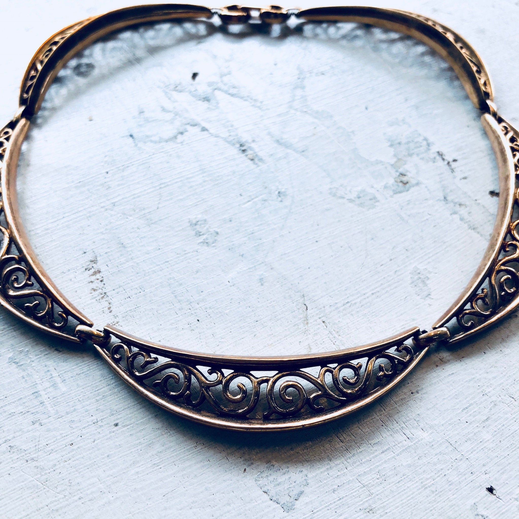 Trifari Choker, Vintage Necklace, Vintage Jewelry, Trifari Jewelry, Designer Jewelry, Gold Toned Jewelry, Choker, Necklace, Swirl Necklace