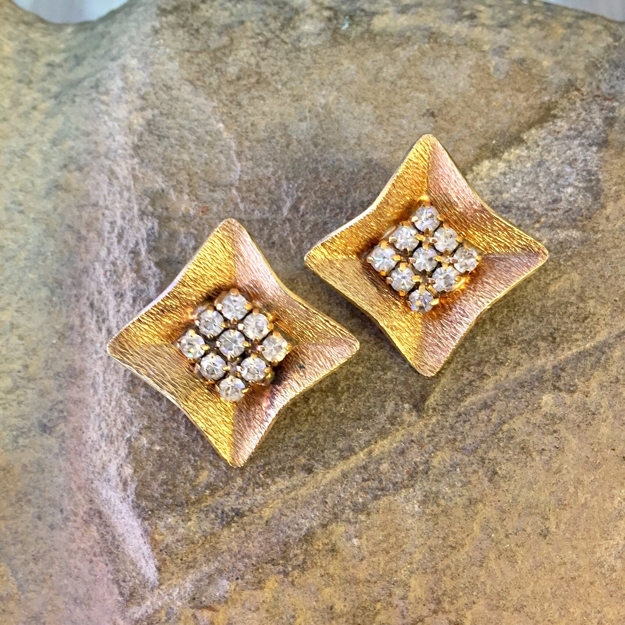 Vintage Earrings, Gold Toned Earrings, Clip On Earrings, Diamond Shaped Earrings, Costume Jewelry, Statement Jewelry