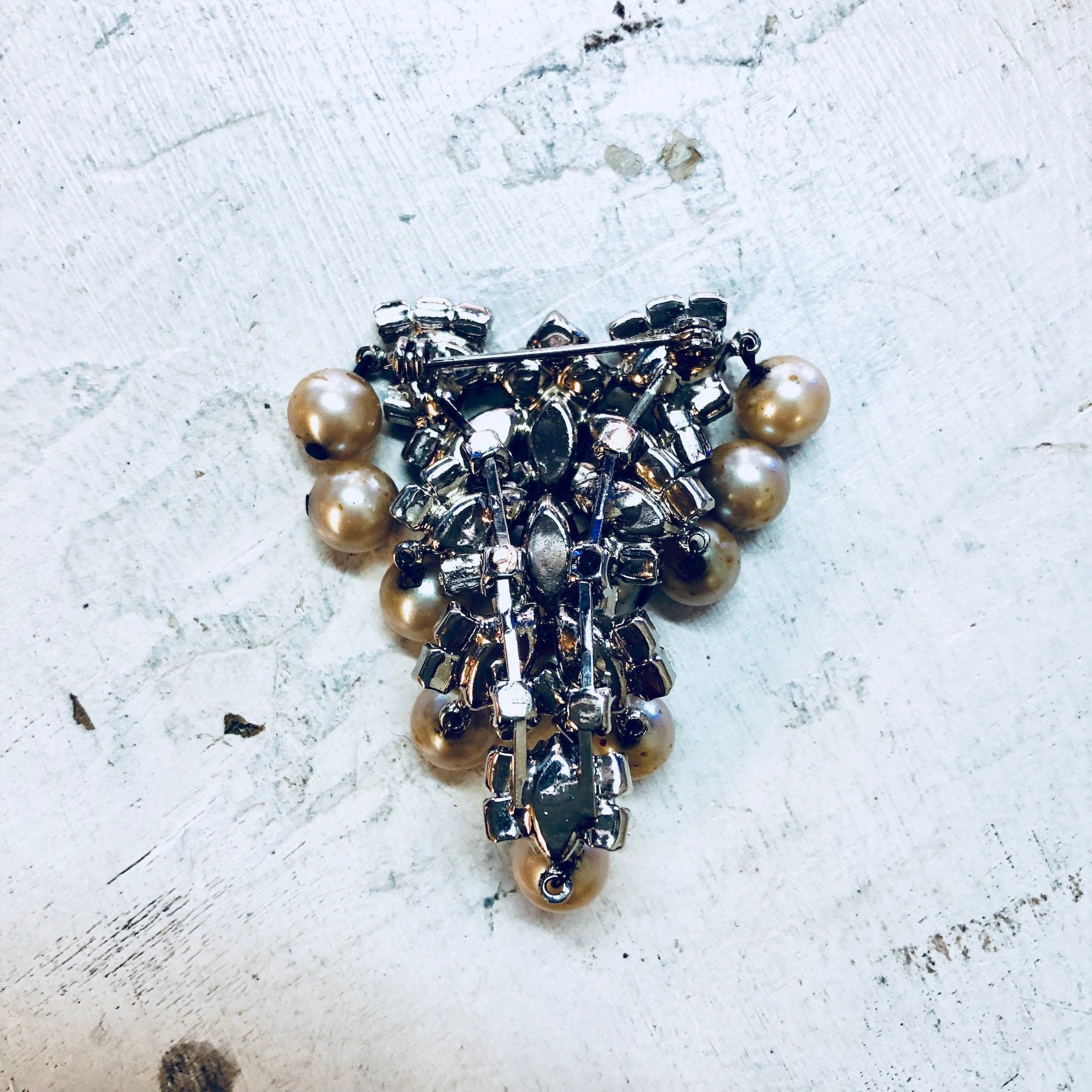 Vintage Brooch, Rhinestone Jewelry, Vintage Jewelry, Faux Pearls, Costume Jewelry, Statement Jewelry, Rhinestones, Vintage Pin, Art Deco