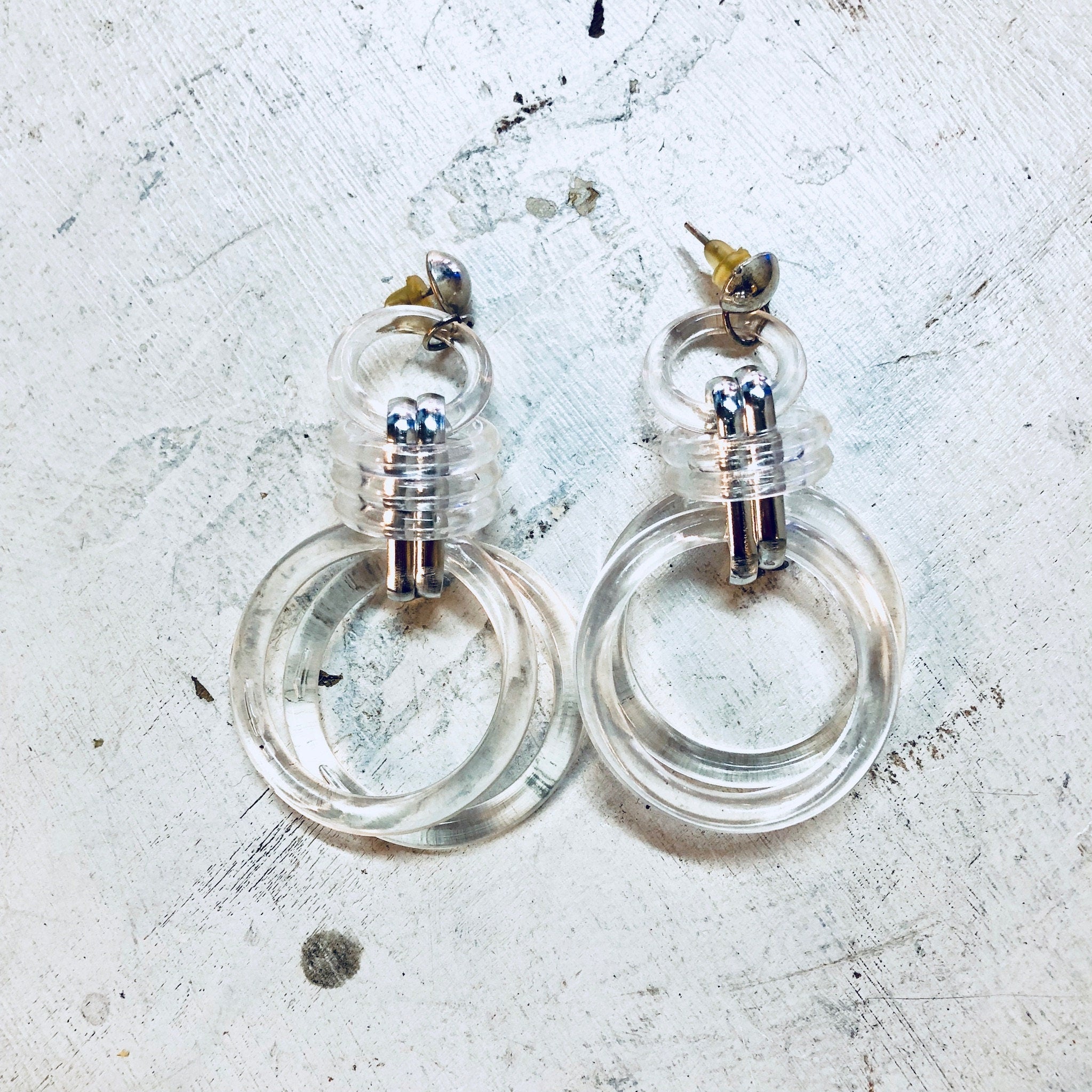Vintage Earrings, Lucite Earrings, Plastic Earrings, Retro Jewelry, Vintage Jewelry, Pierced Ears, 1960s fashion, Fashion Earrings, Circles