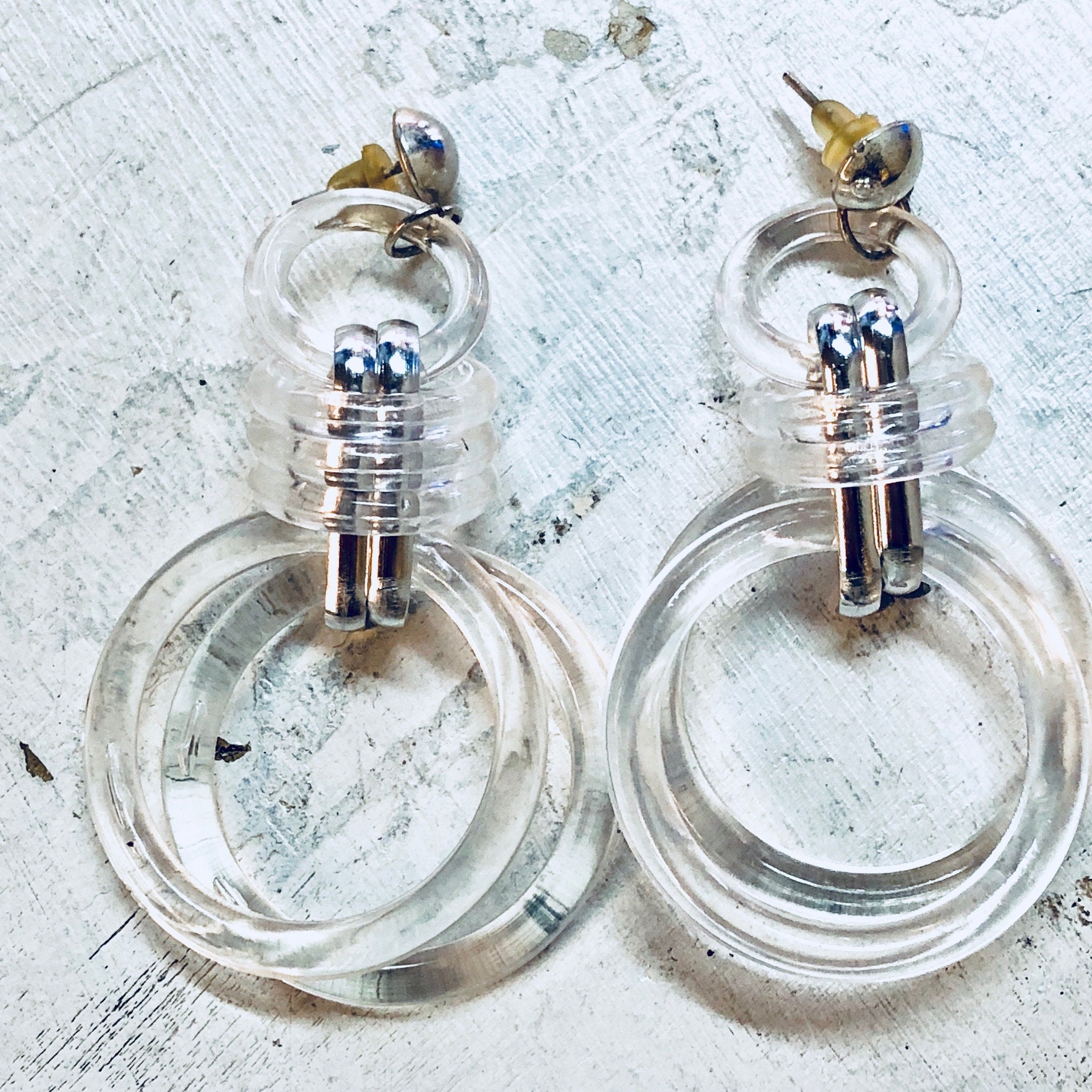 Vintage Earrings, Lucite Earrings, Plastic Earrings, Retro Jewelry, Vintage Jewelry, Pierced Ears, 1960s fashion, Fashion Earrings, Circles