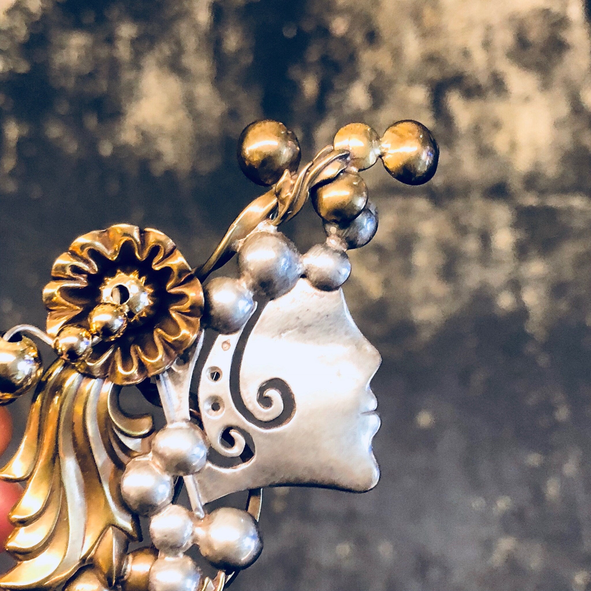 Vintage Brooch, Costume Jewelry, Vintage Pin, Modernist Jewelry, Gold Toned, Silver Toned, Lady's Face, Flower Brooch, Vintage Jewelry, Pin