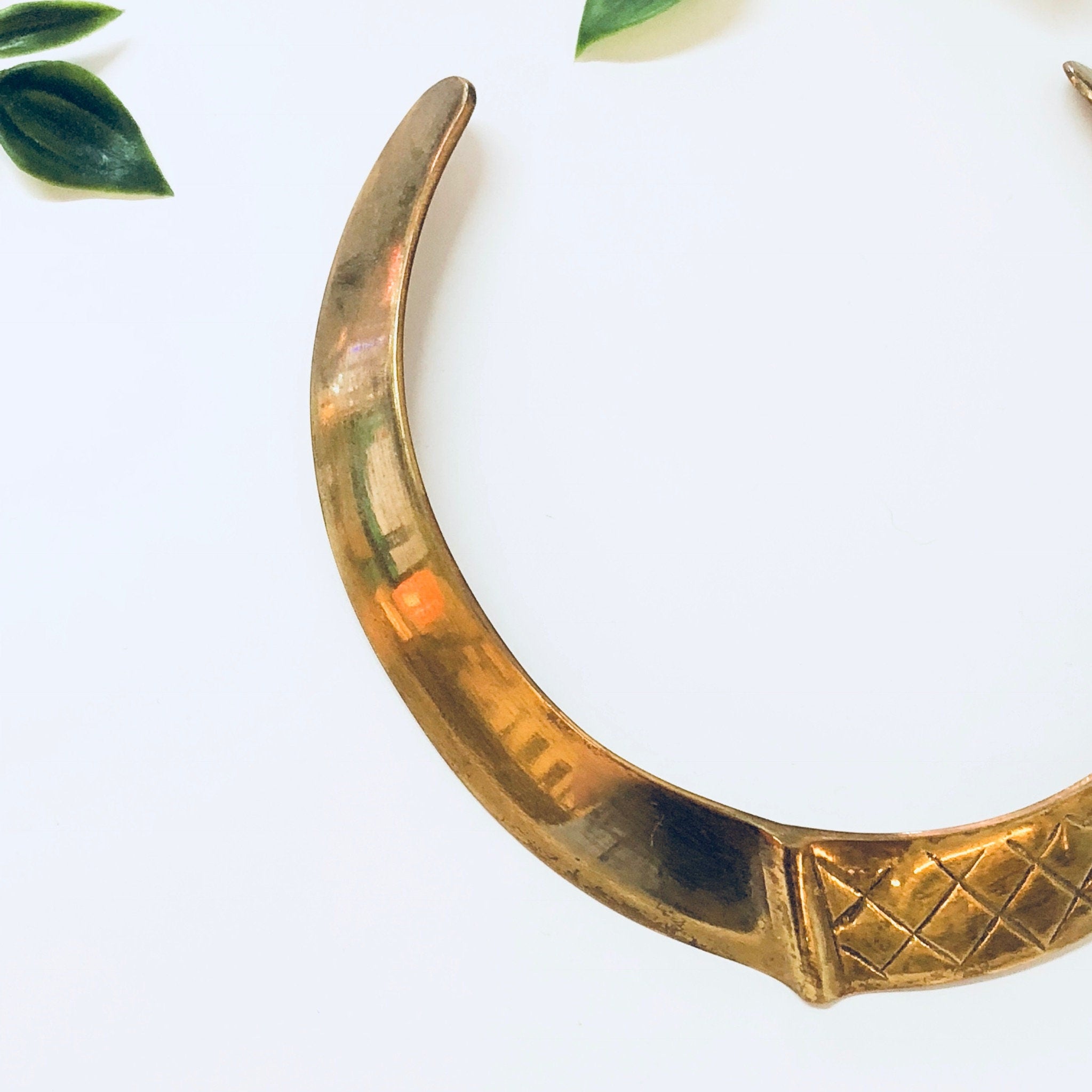 Vintage Choker, Brass Choker, Collar Necklace, Brass Jewelry, Vintage Jewelry, Textured Brass, Necklace, Gold Toned, Small Choker, collar