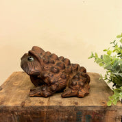 Wood Carved Frog, Hand Carved Frog, Vintage Home Decor, Wooden Frog, Carved Animal, Animal Decor, Frogs, Brown, Black, Green, Mantlepiece