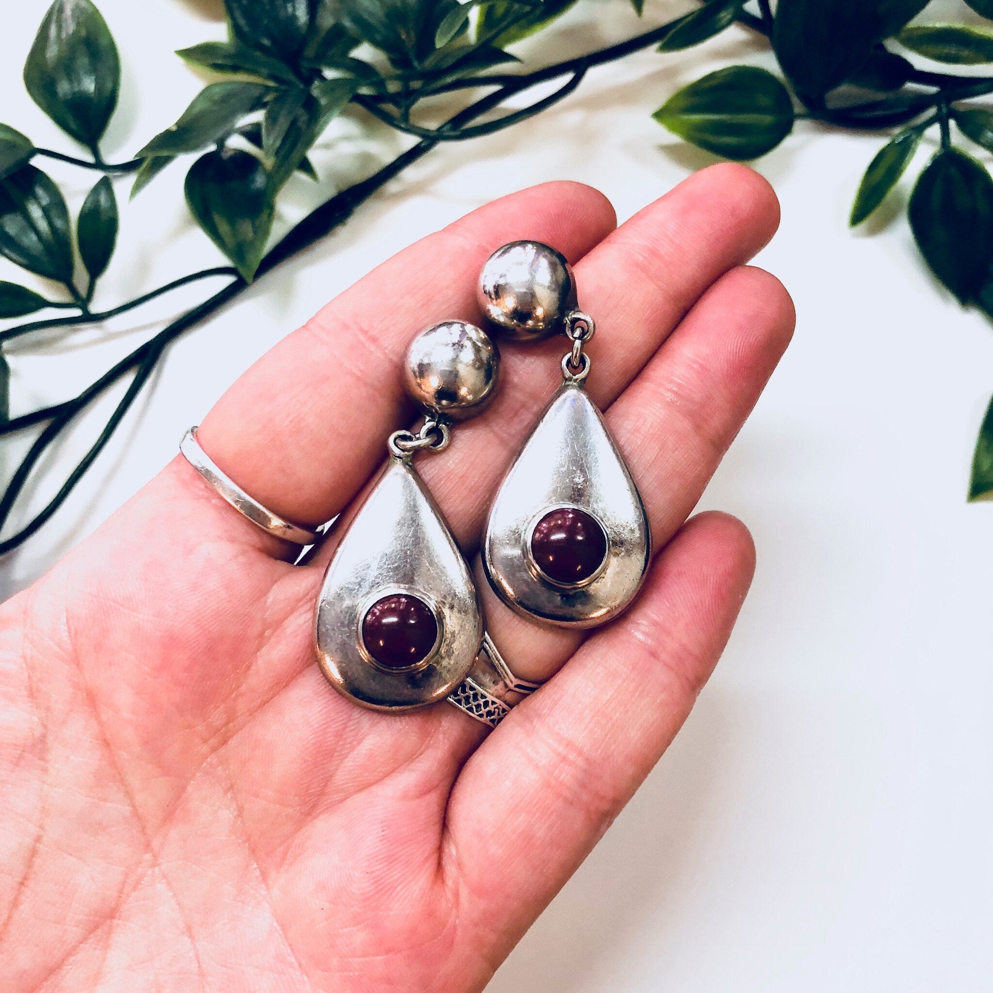 Vintage Silver Earrings, Sterling Silver, Vintage Jewelry, Carnelian Earrings, Red Stone, Dangle Earrings, Drop Earrings, Teardrop Earrings