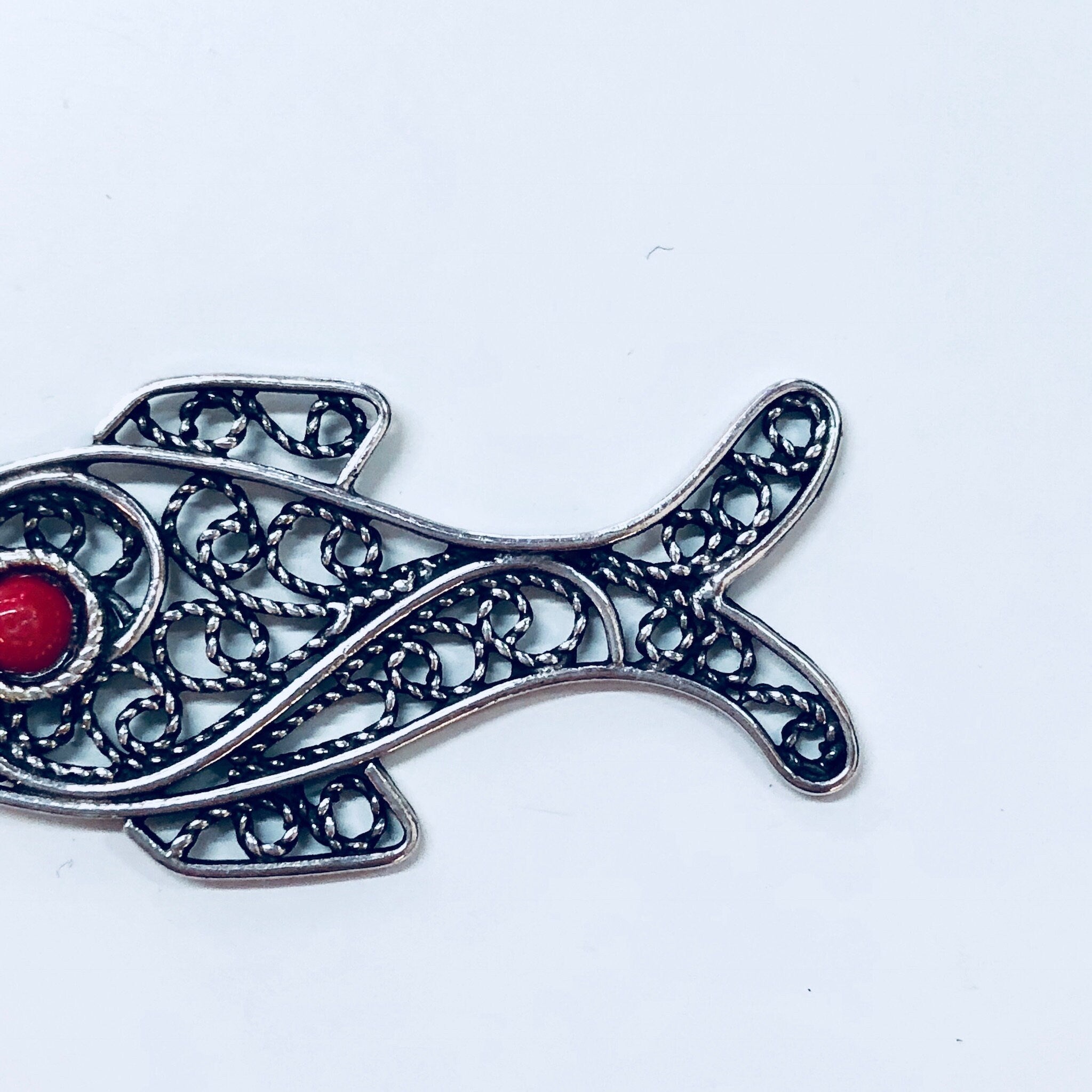 Vintage Silver Pendant, Filagree Pendant, Fish Jewelry, Sterling Silver, Vintage Jewelry, Red Stone, Red Eye, Aquatic Jewelry, Necklace