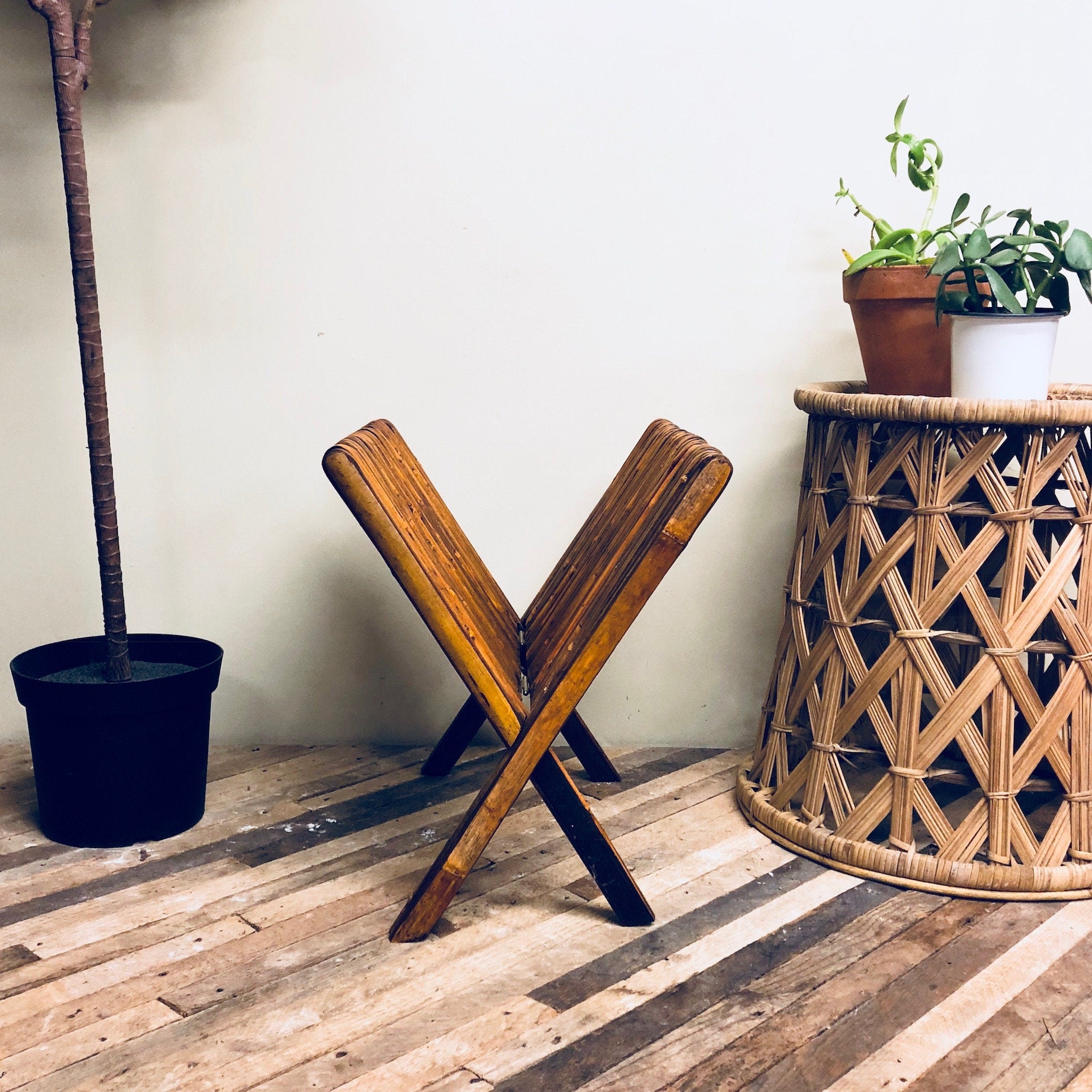 Bamboo Magazine Rack, Vintage Rack, Folding Magazine Rack, Home Organization, Midcentury Modern, MCM Decor, Folding Rack, Brown, Boho Home