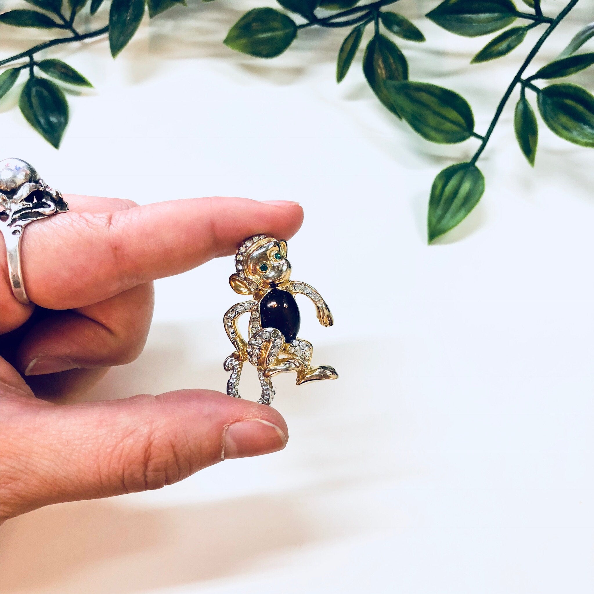 Vintage Brooch, Monkey Brooch, Animal Jewelry, Vintage Jewelry, Gold Toned Jewelry, Monkey Pin, Rhinestone, Green, Brown, Gold, Cute Pin