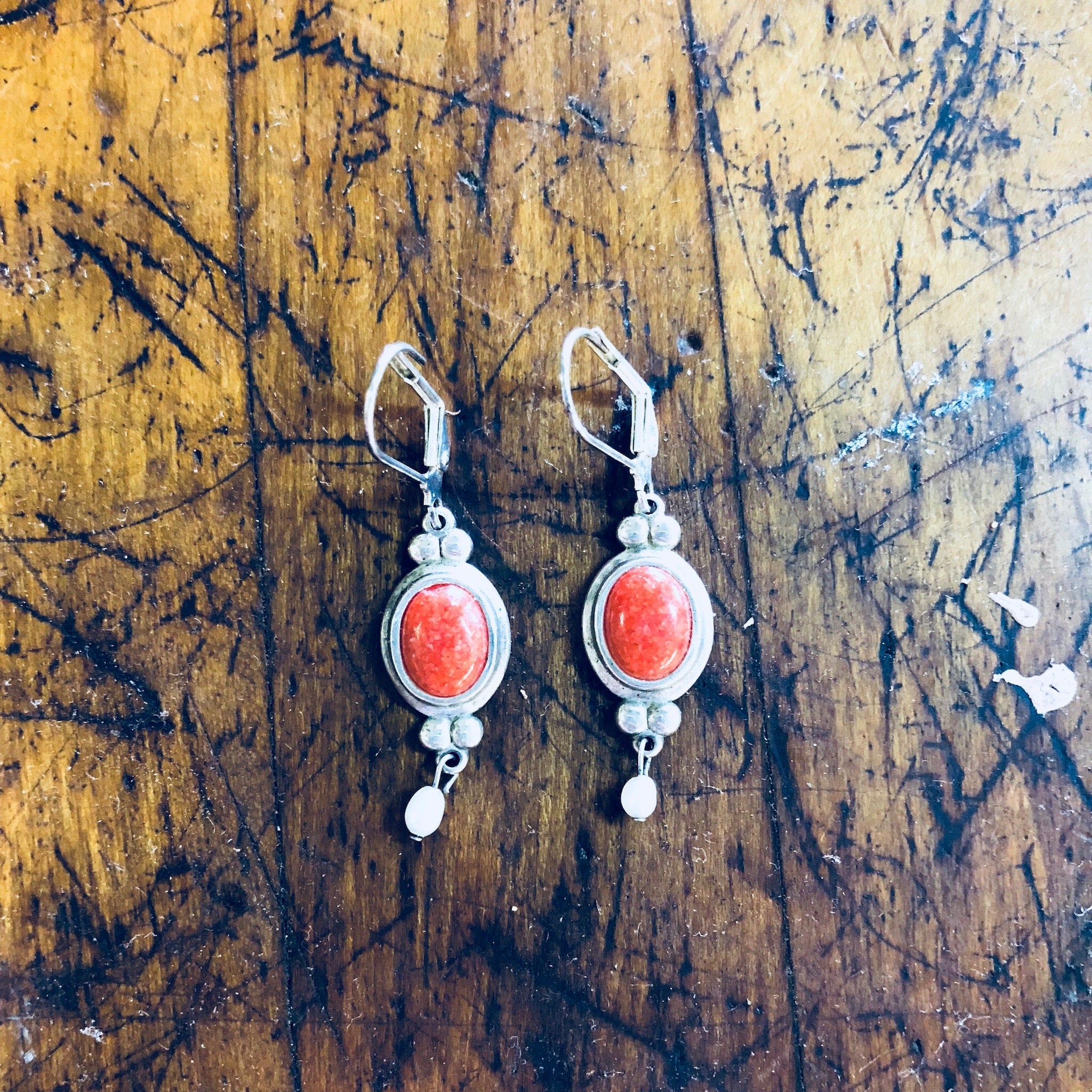 Vintage Silver Earrings, Sterling Silver, Vintage Jewelry, Coral Stone, Pierced Ears, Dangle Earrings, Drop Earrings, Freshwater Pearls