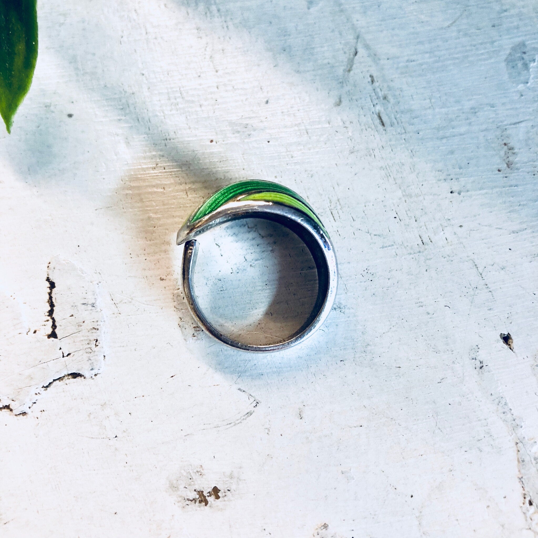 Vintage Silver Ring, David Andersen Ring, Norwegian Jewelry, Green Enamel Ring, Adjustable Ring, Vintage Jewelry, Green Jewelry, Shell Shape