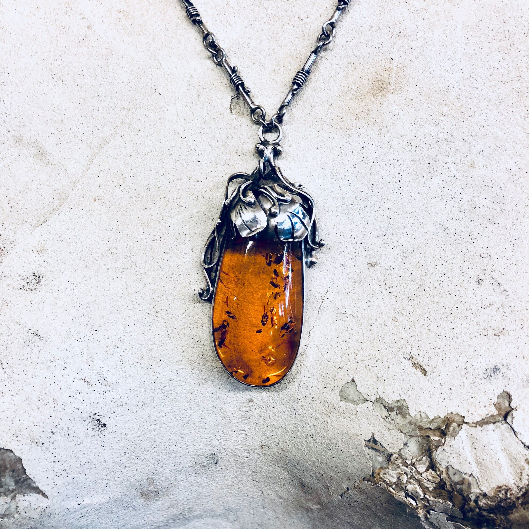 Vintage Silver Necklace, Amber Necklace, Amber Pendant, Silver Chain, Large Amber, Pendant Necklace, Sterling Silver, Vintage Jewelry