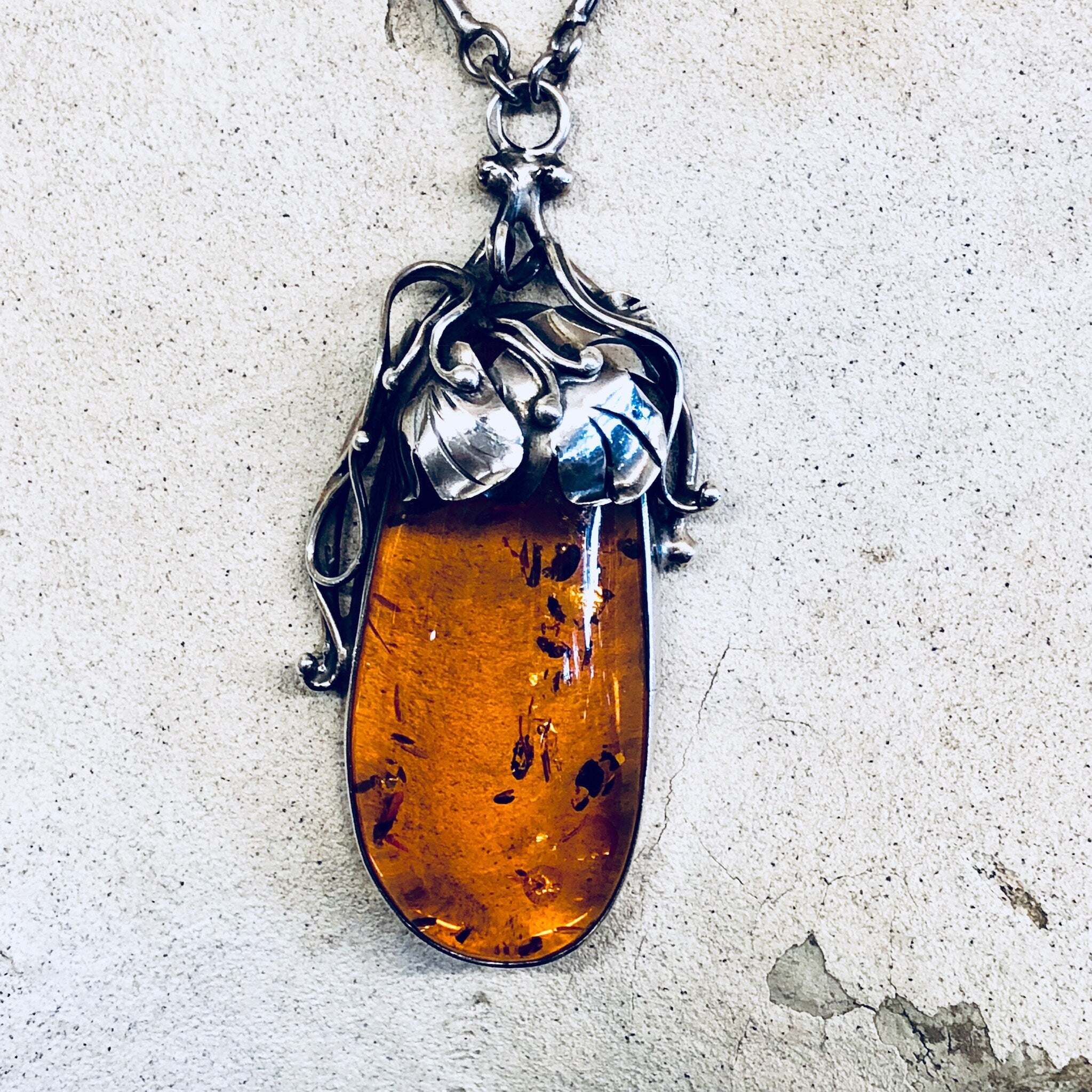 Vintage Silver Necklace, Amber Necklace, Amber Pendant, Silver Chain, Large Amber, Pendant Necklace, Sterling Silver, Vintage Jewelry