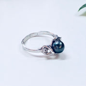 Vintage Gold Ring, Pearl Ring, Black Pearl, White Gold, 10 Karat Gold, 10K White Gold, Vintage Jewelry, Gold Jewelry, Engagement Ring, Pearl