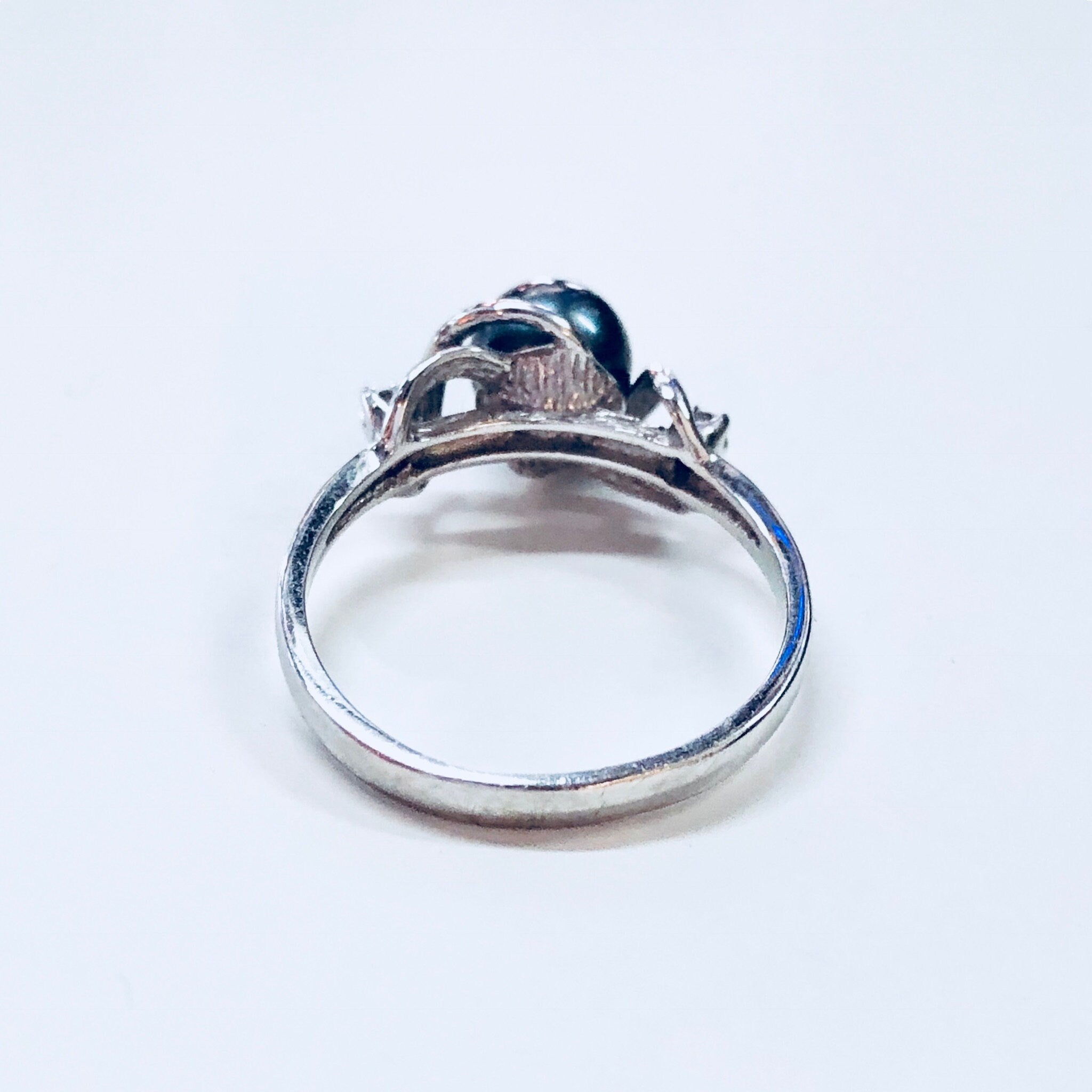 Vintage Gold Ring, Pearl Ring, Black Pearl, White Gold, 10 Karat Gold, 10K White Gold, Vintage Jewelry, Gold Jewelry, Engagement Ring, Pearl