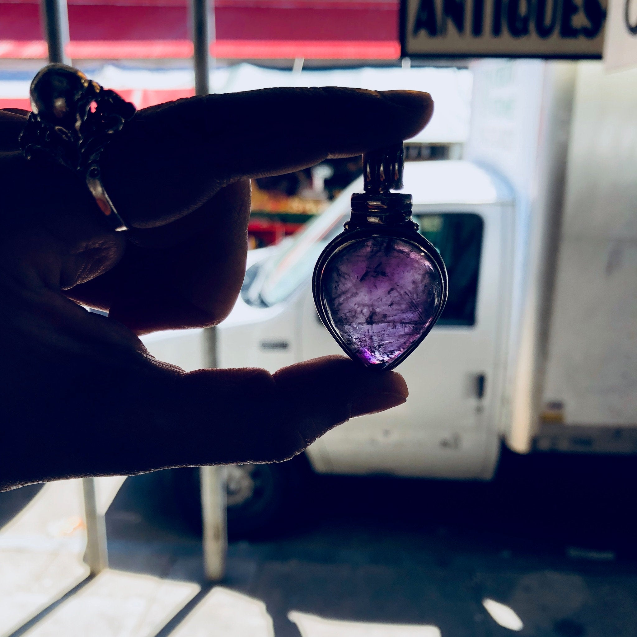 Vintage Silver pendant, Amethyst Pendant, Purple Jewelry, Vintage Necklace, Necklace, Amethyst Jewelry, Sterling Silver, Vintage Jewelry