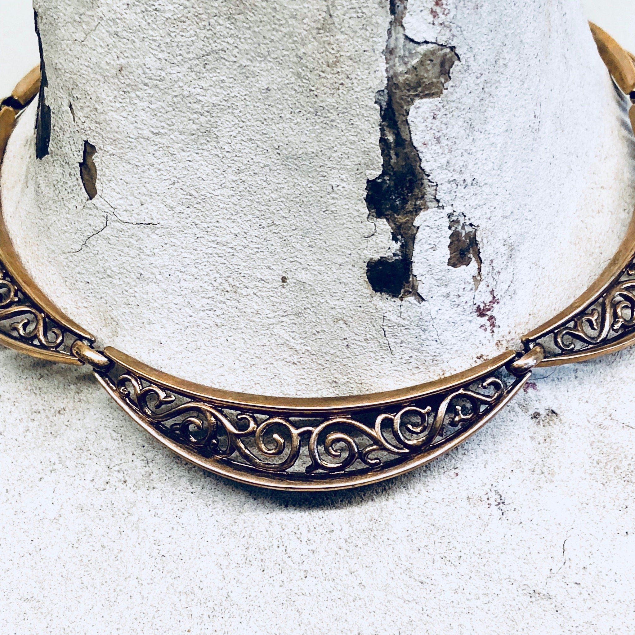 Trifari Choker, Vintage Necklace, Vintage Jewelry, Trifari Jewelry, Designer Jewelry, Gold Toned Jewelry, Choker, Necklace, Swirl Necklace