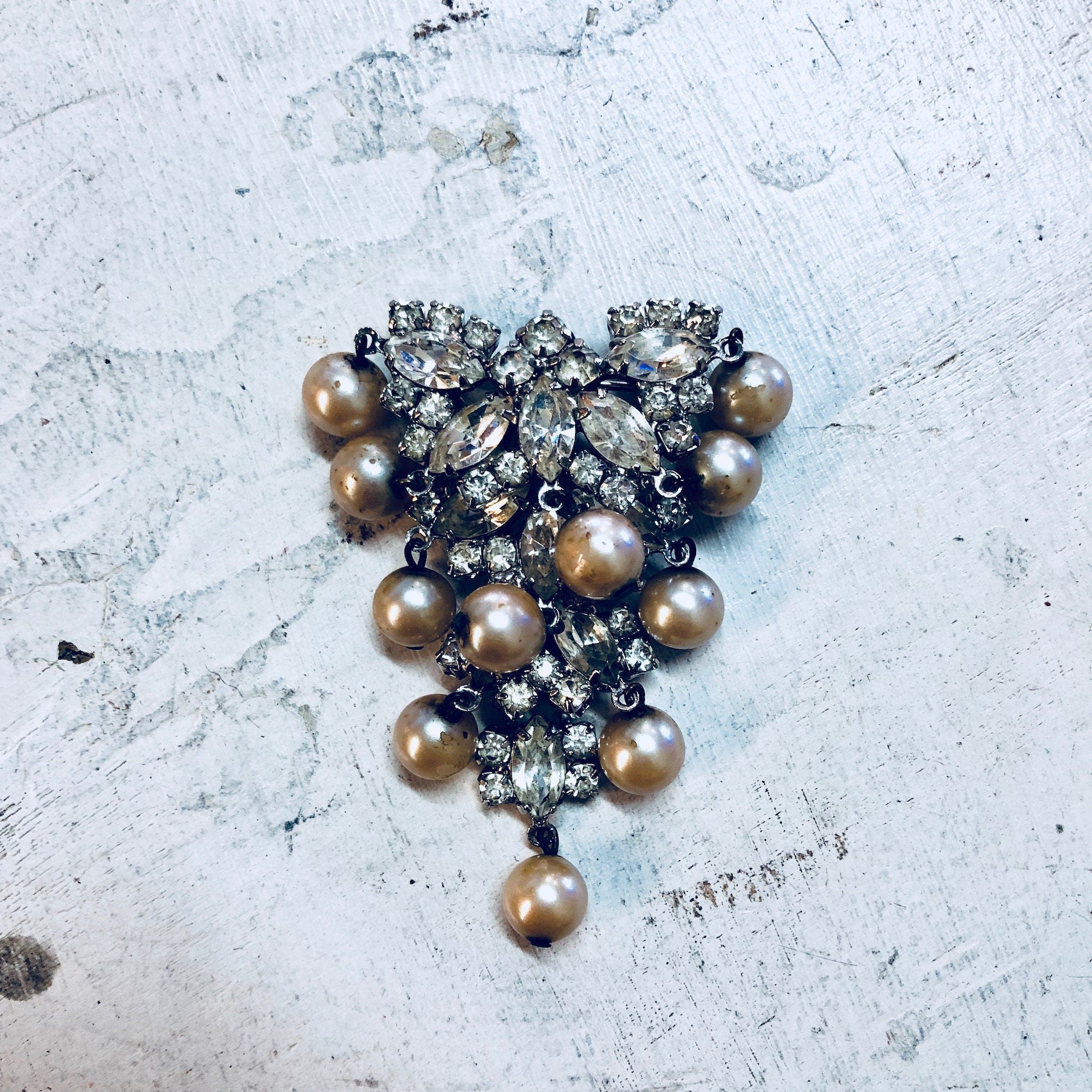 Vintage Brooch, Rhinestone Jewelry, Vintage Jewelry, Faux Pearls, Costume Jewelry, Statement Jewelry, Rhinestones, Vintage Pin, Art Deco