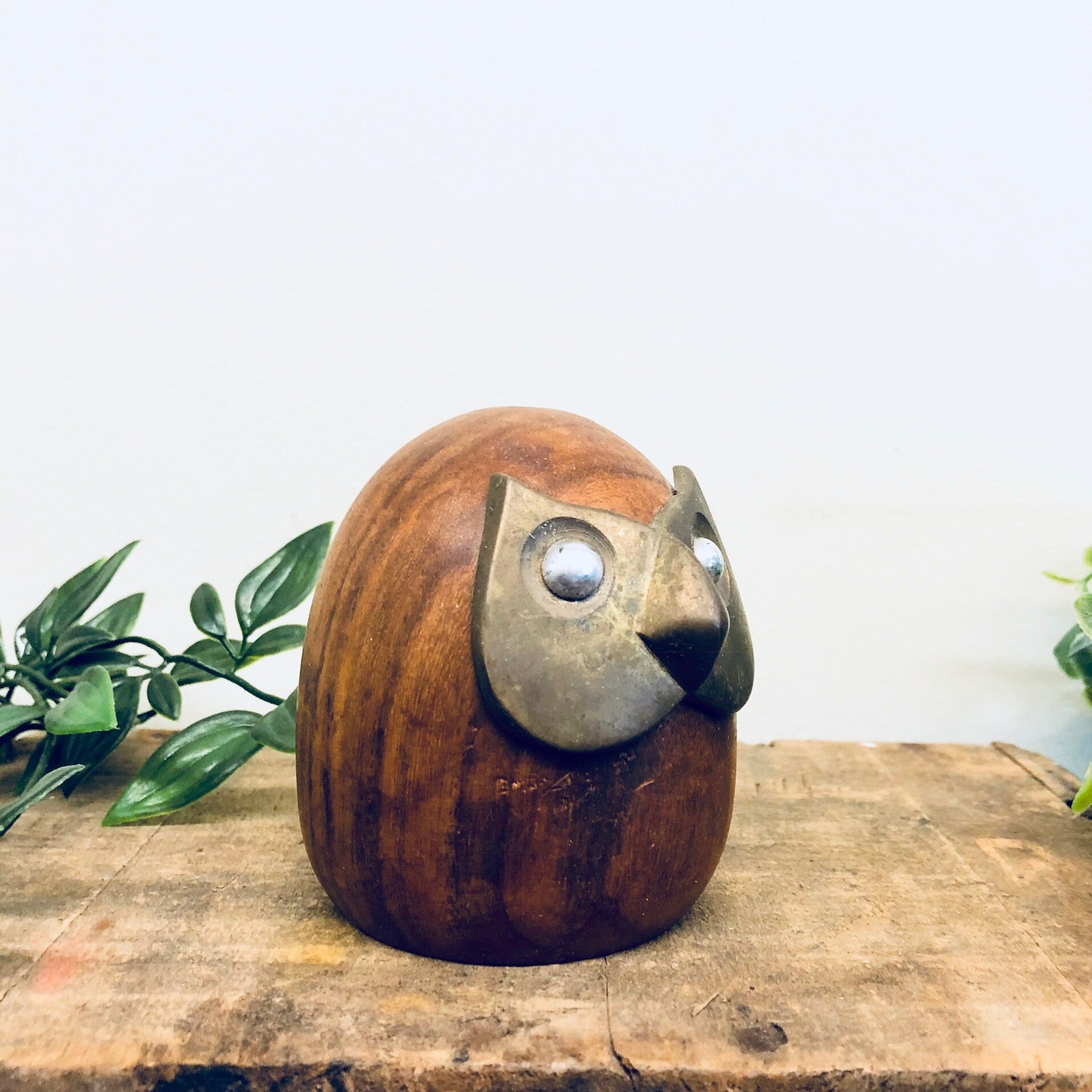 Wooden Owl, Brass Owl, Wood and Brass, Paperweight, Vintage Home Decor, Vintage Figurine, Animal Figurine, Animal Decor, Owl, Bird, Trinket