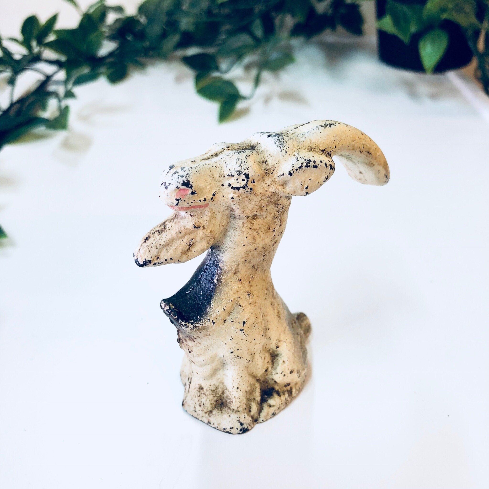Vintage Bottle Opener, Goat Figurine, Animal Figurine, Beer Opener, Bar Ware, Man Cave, Collectible Goat, Cast Iron Decor, White, Horns,
