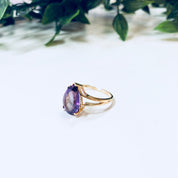 Vintage Gold Ring, 10 Karat Gold, Amethyst Ring, Amethyst Jewelry, Purple Ring, Gold Jewelry, Vintage Jewelry, 10K, Yellow Gold, Teardrop