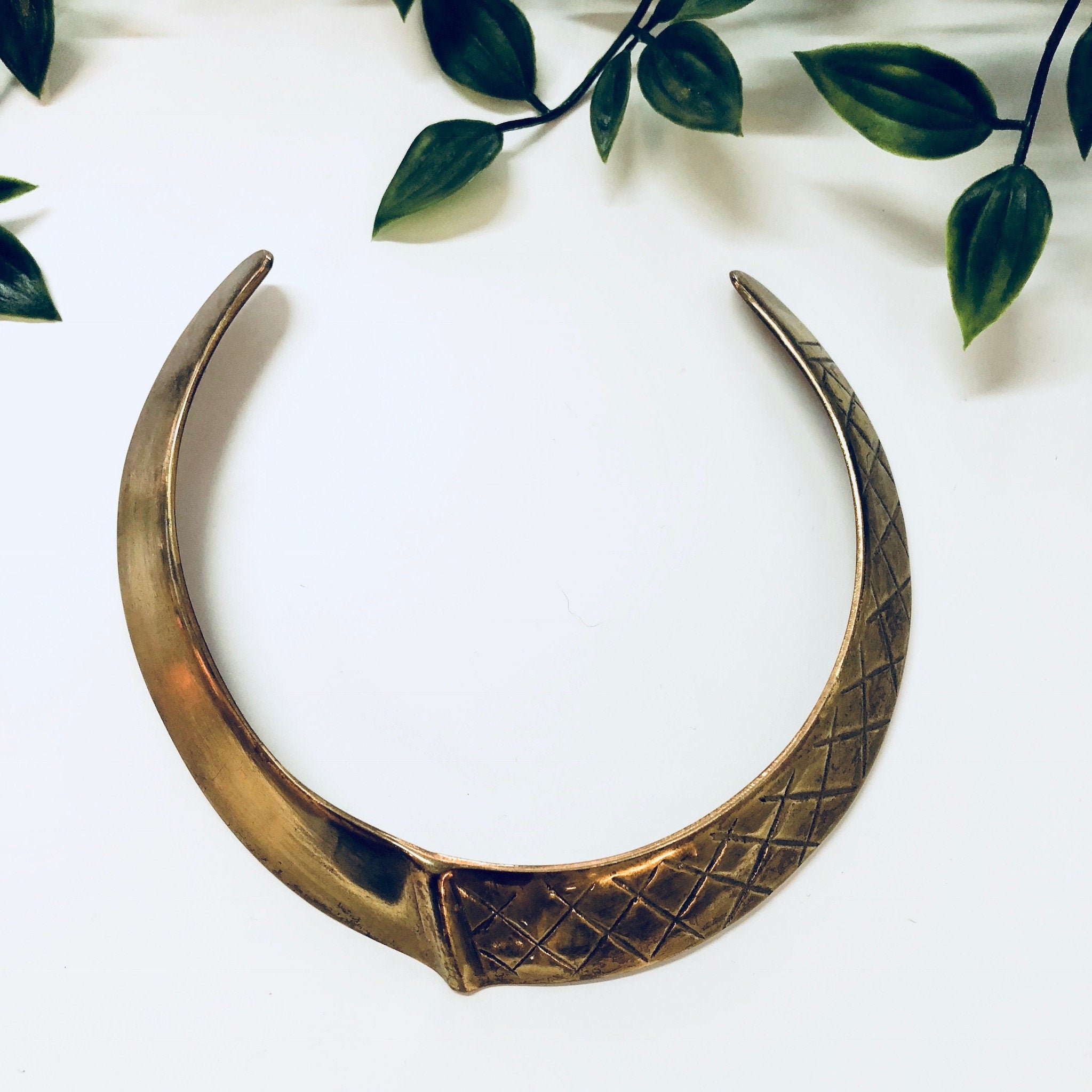 Vintage Choker, Brass Choker, Collar Necklace, Brass Jewelry, Vintage Jewelry, Textured Brass, Necklace, Gold Toned, Small Choker, collar