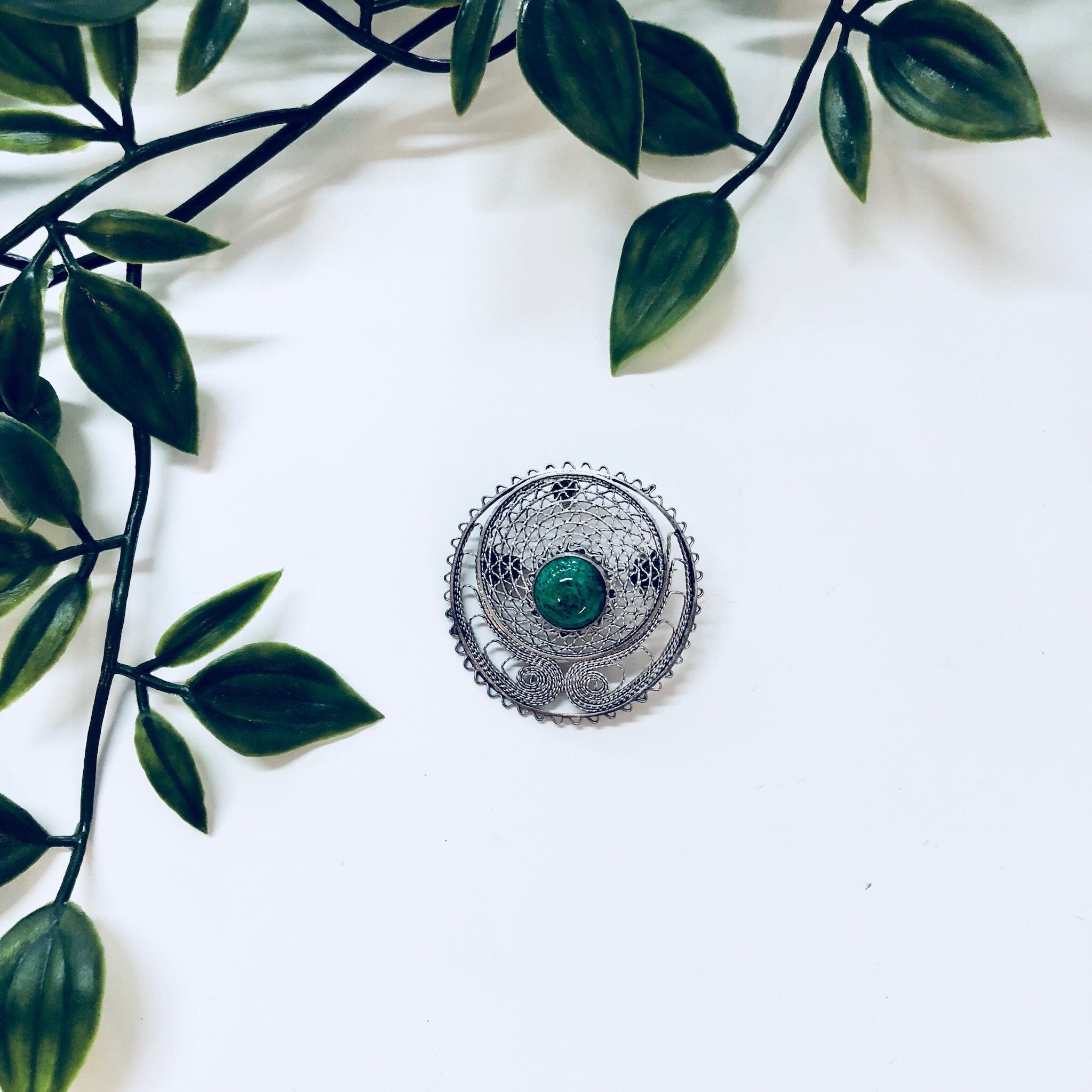 Vintage Silver Brooch, Sterling Silver, Vintage Jewelry, Pendant, Necklace, Pin, Green Stone, Natural Stone, Green and White, Filagree,Round