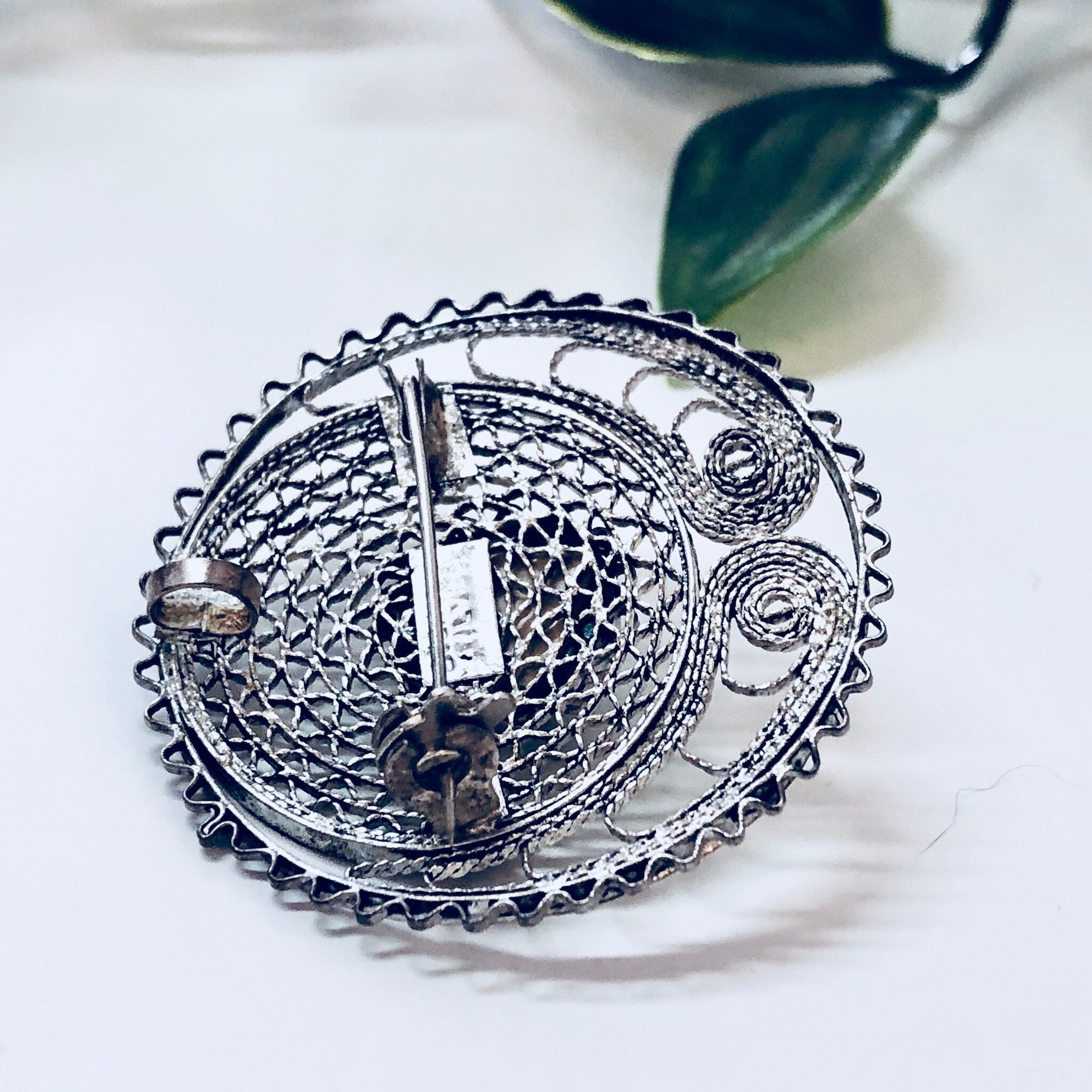 Vintage Silver Brooch, Sterling Silver, Vintage Jewelry, Pendant, Necklace, Pin, Green Stone, Natural Stone, Green and White, Filagree,Round