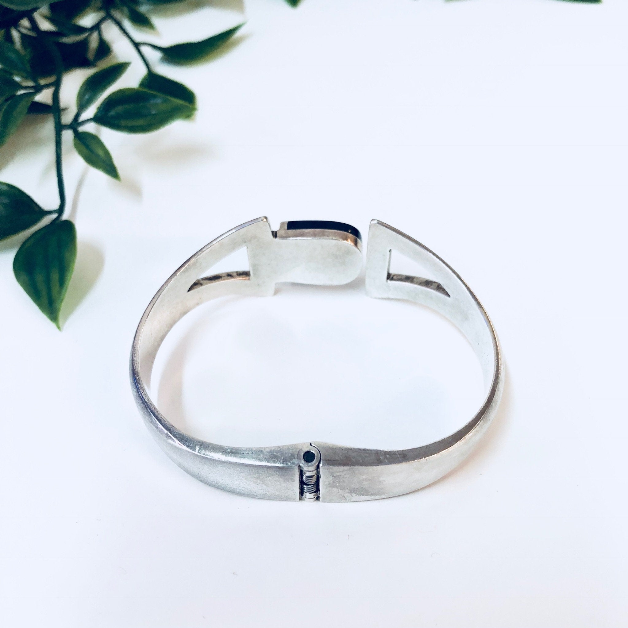 Vintage Silver Bracelet, Cuff Bracelet, Bangle, Sterling Silver, Black Onyx, Vintage Jewelry, Statement Jewelry, Hinged Bracelet, 925,