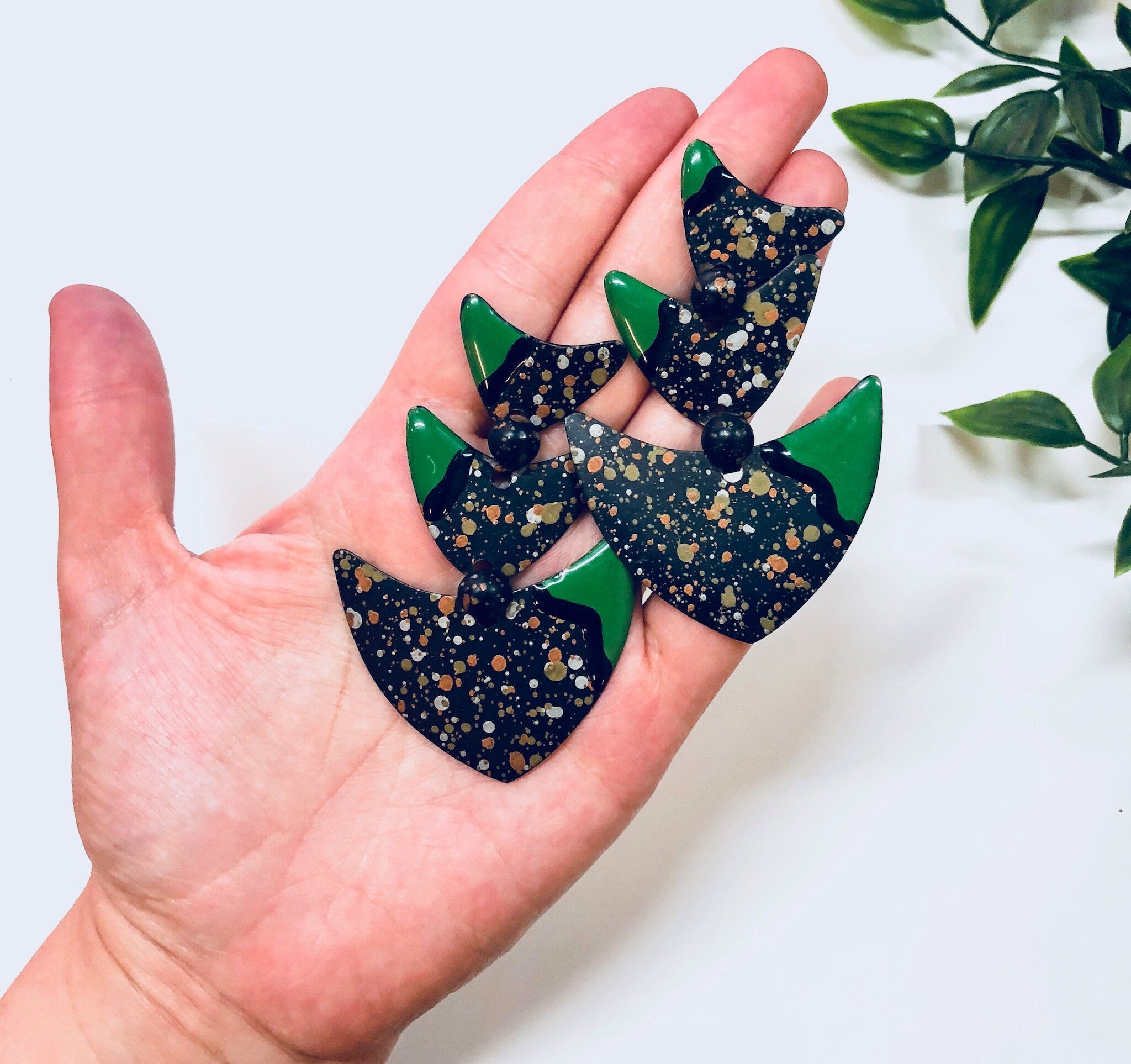 Vintage Earrings, Funky Earrings, Green, Black, Speckle, 80s Style Jewelry, Statement Jewelry, Costume Jewlery, Big Earrings, Pierced Ears