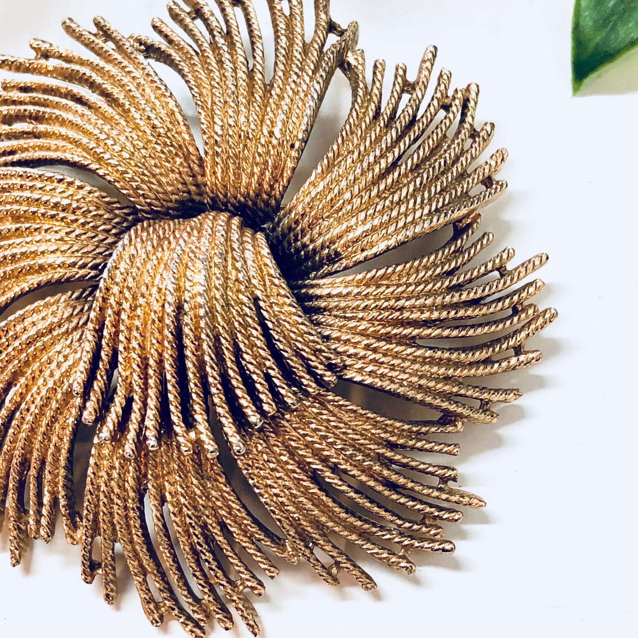 Vintage Brooch, Monet Brooch, Gold Toned Jewelry, Statement Jewelry, Swirl Brooch, Unique Jewelry, Large Brooch, Pin, Vintage Jewlery, Gold