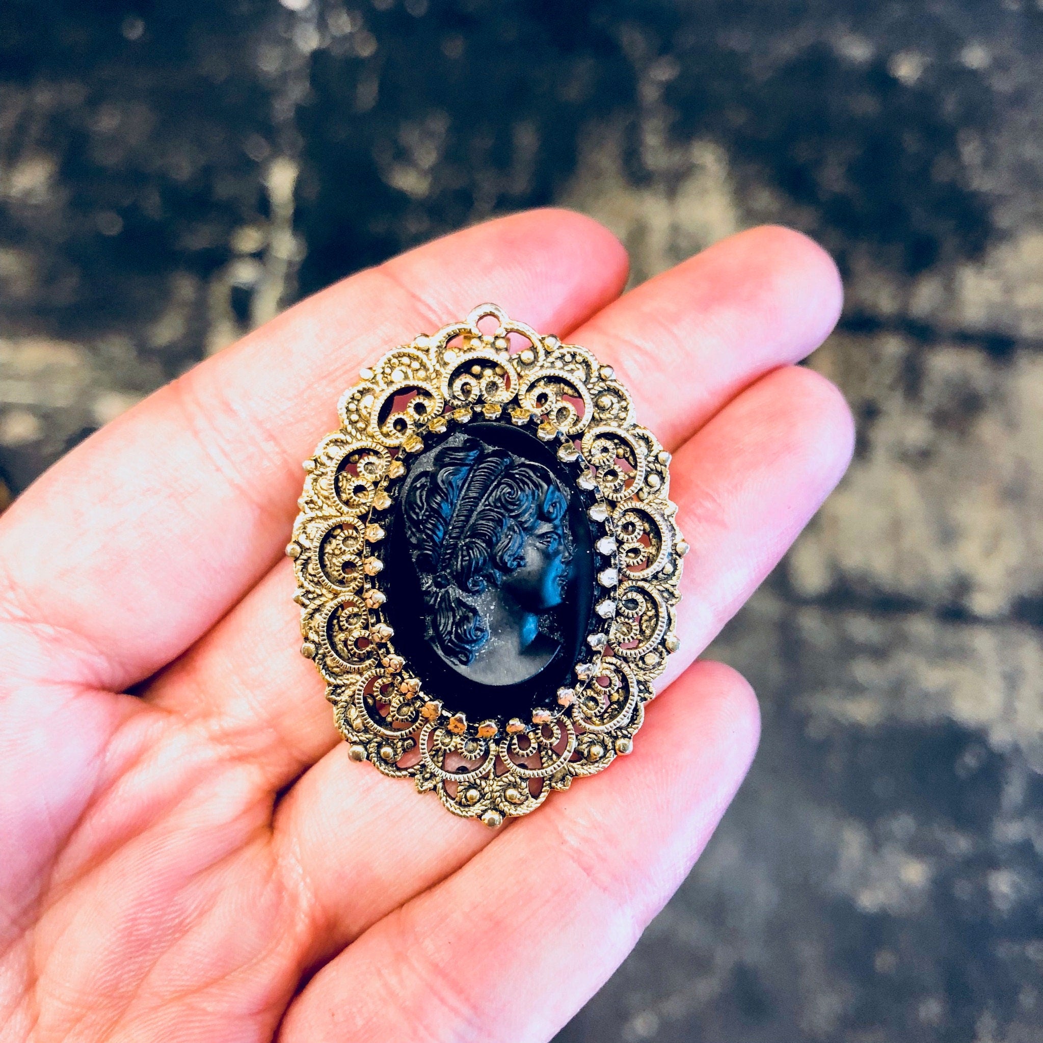 Vintage Cameo, Cameo Brooch, Cameo Pendant, Necklace, Black Cameo, Vintage Jewelry, Gold Toned Jewelry, Victorian Cameo, Gold and Black,