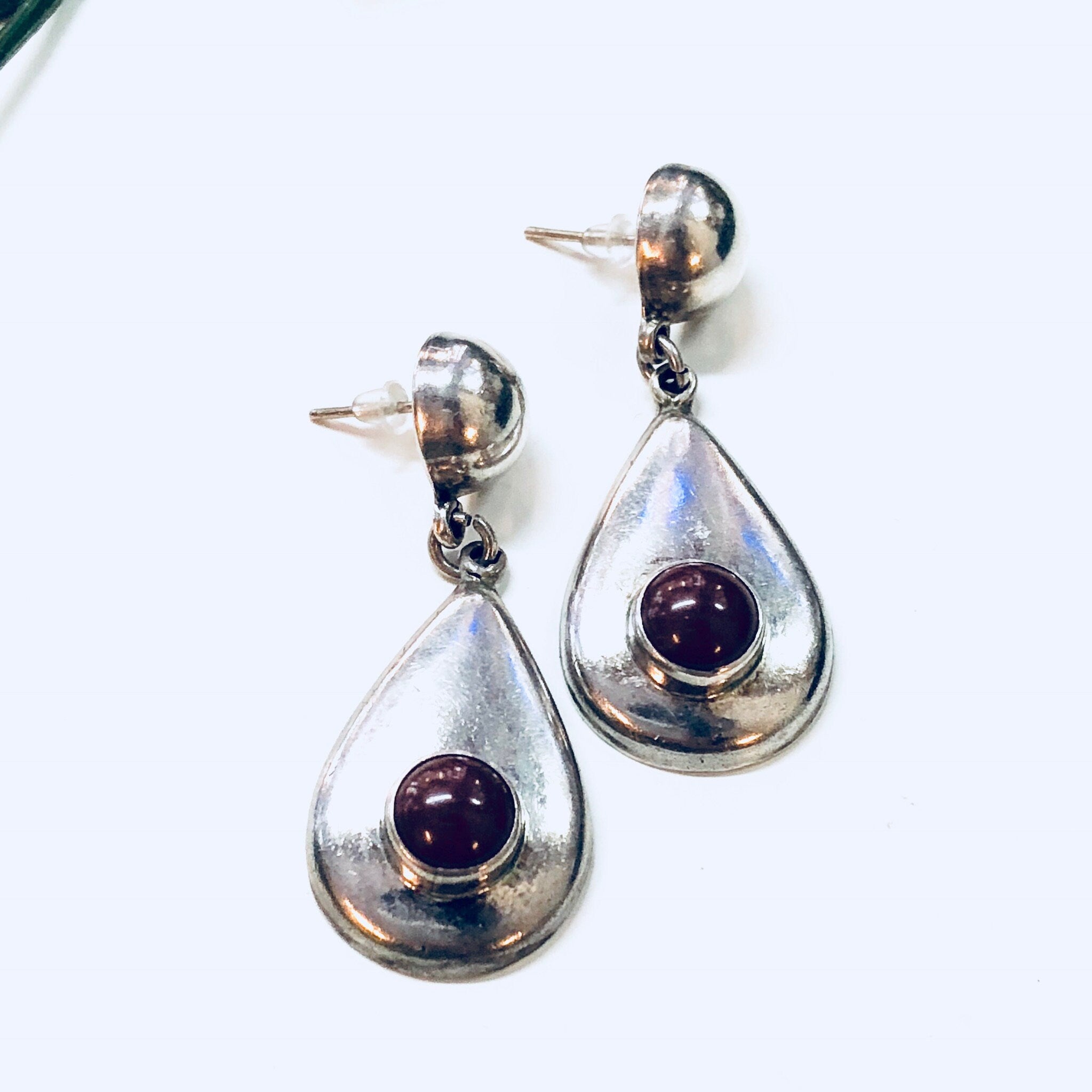 Vintage Silver Earrings, Sterling Silver, Vintage Jewelry, Carnelian Earrings, Red Stone, Dangle Earrings, Drop Earrings, Teardrop Earrings
