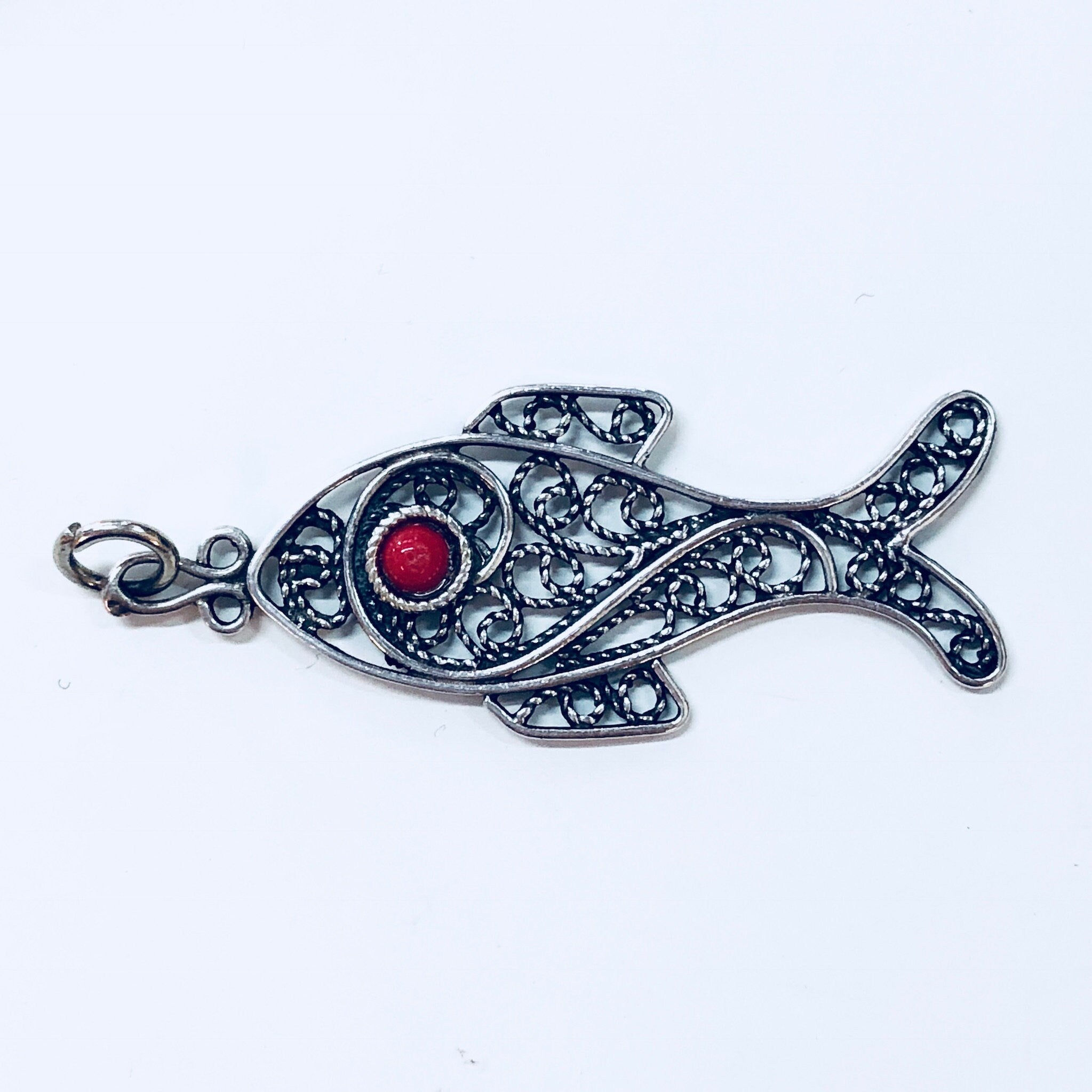 Vintage Silver Pendant, Filagree Pendant, Fish Jewelry, Sterling Silver, Vintage Jewelry, Red Stone, Red Eye, Aquatic Jewelry, Necklace