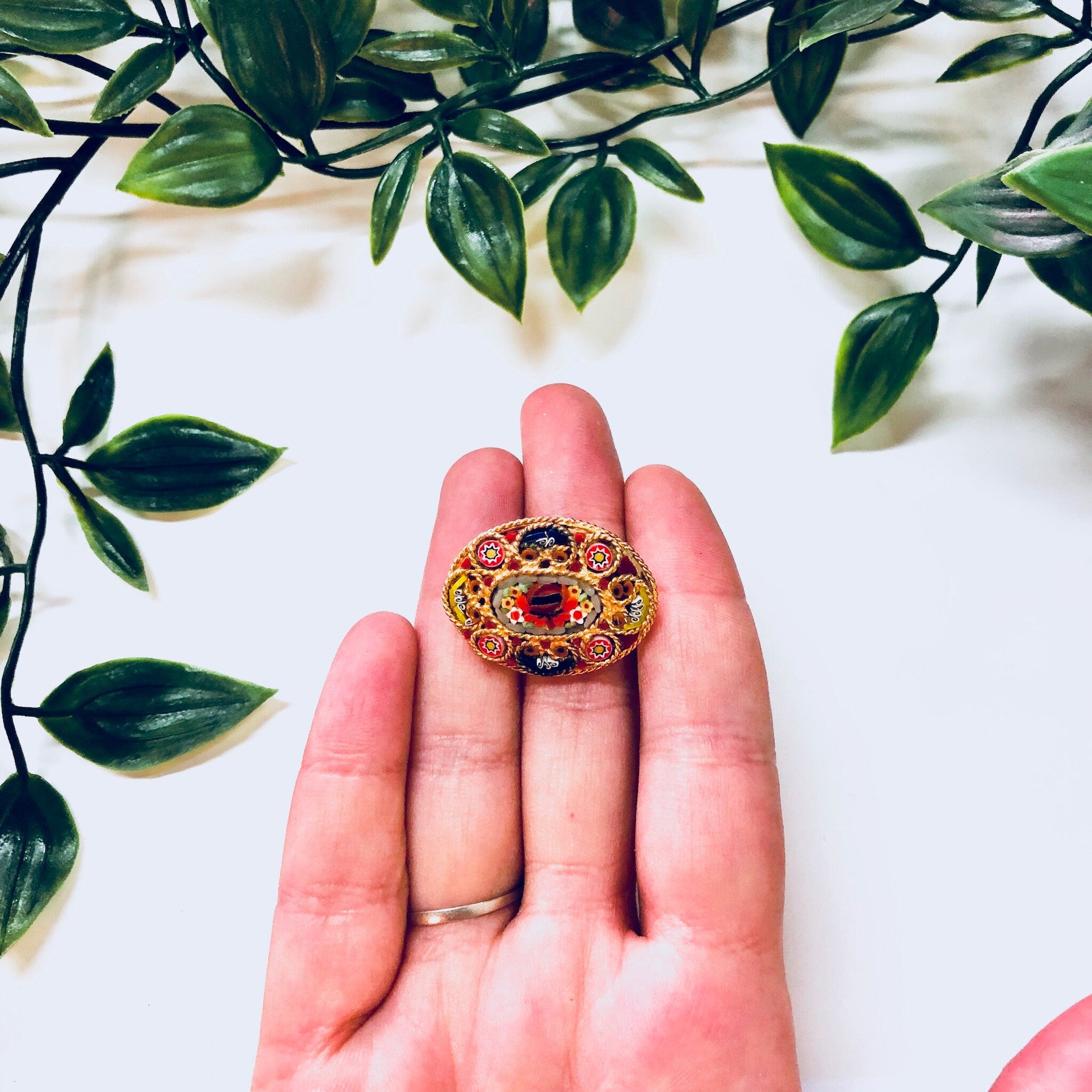 Millefiori Brooch, Small Brooch, Vintage Jewelry, Mosaic Jewelry, Vintage Pin, Small Brooch, Oval Shape, Yellow, Gold Toned, Blue, Green,