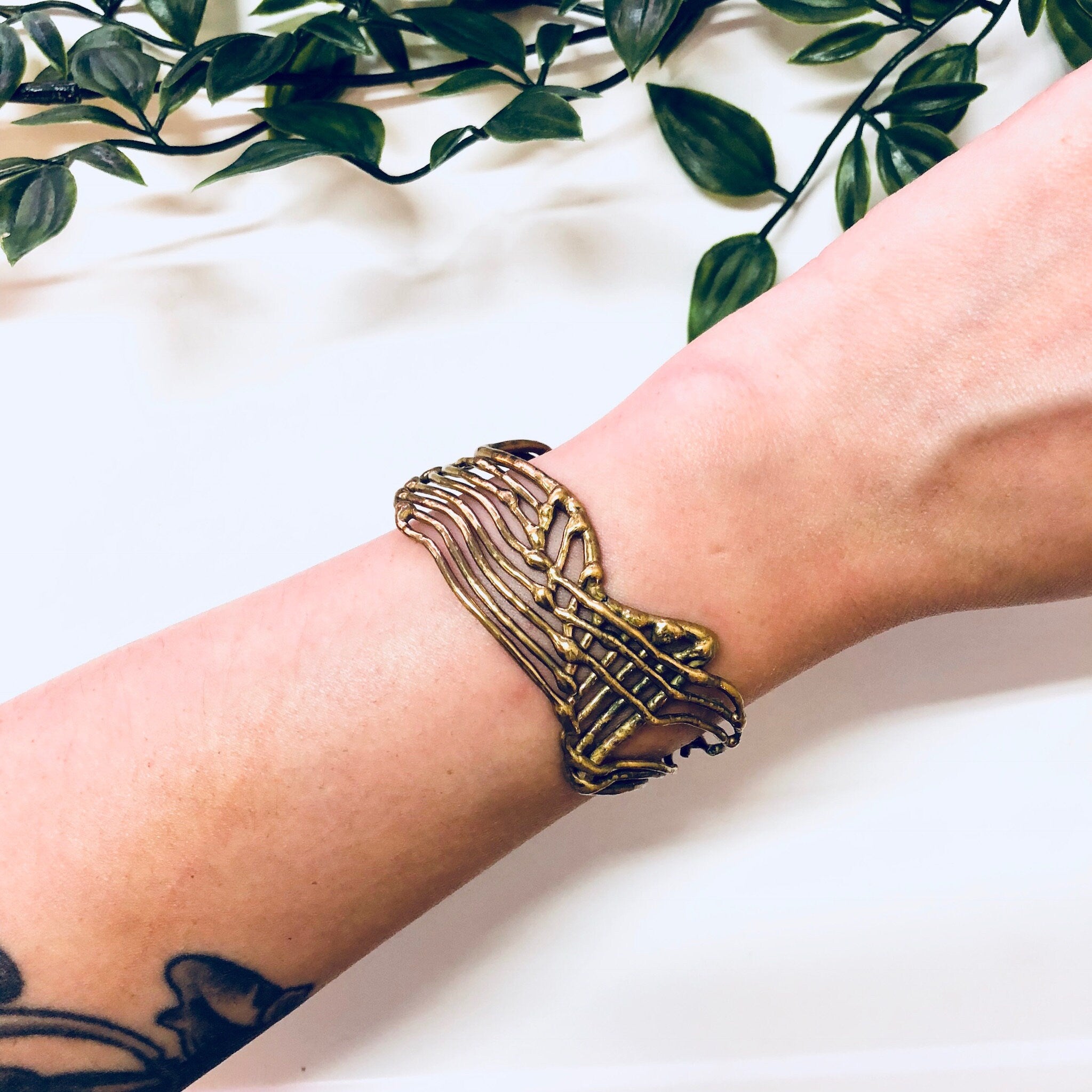 Vintage Bracelet, Cuff Bracelet, Brutalist Style, Brass Cuff, Brass Jewelry, Unique Jewelry, Vintage Jewelry, Small Bracelet, Statement Cuff