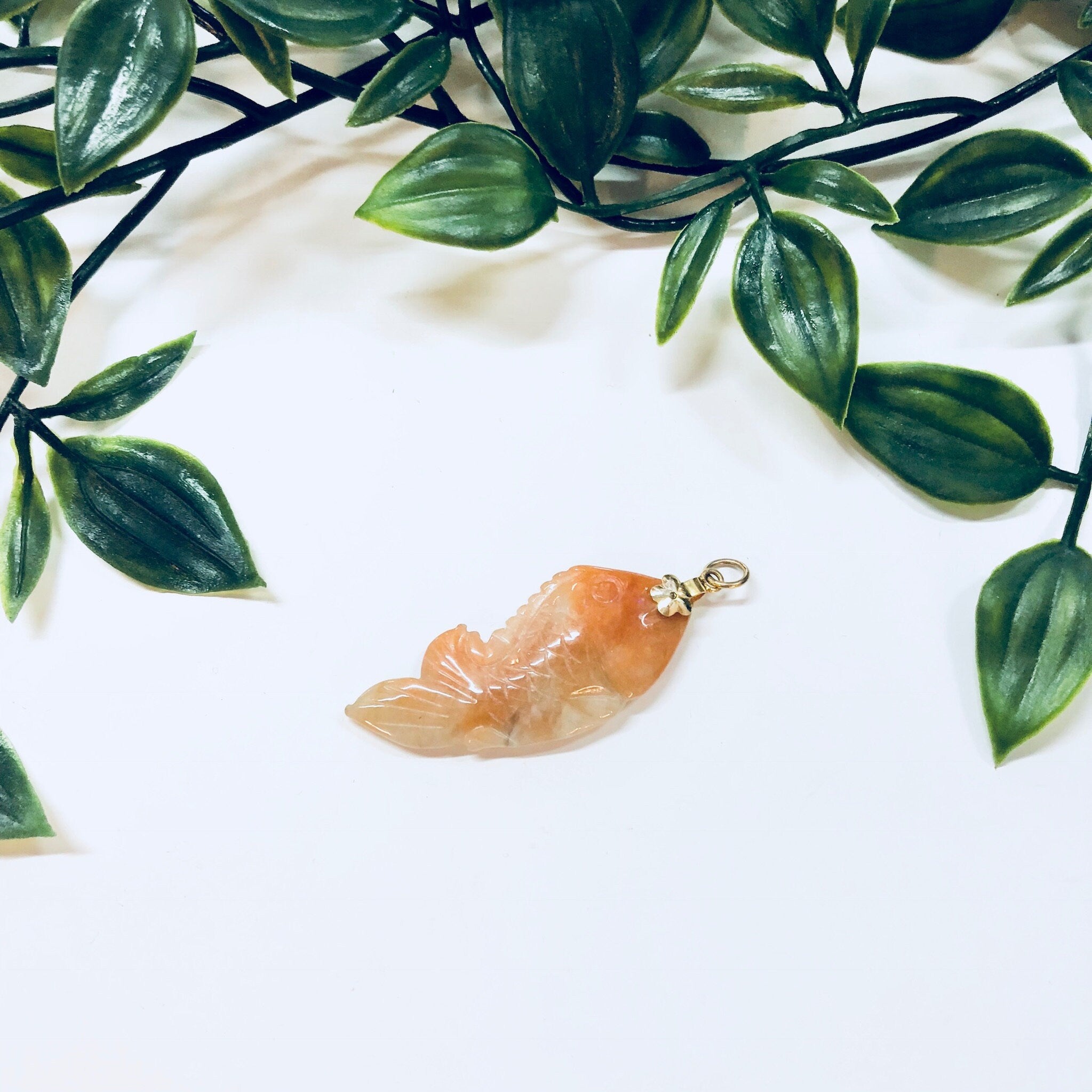 Vintage Pendant, Fish Pendant, Stone Jewelry, Fish Jewelry, Aquatic, Ocean, Orange, Green, Jade, Multicolor Jade, Orange, Necklace, Fish