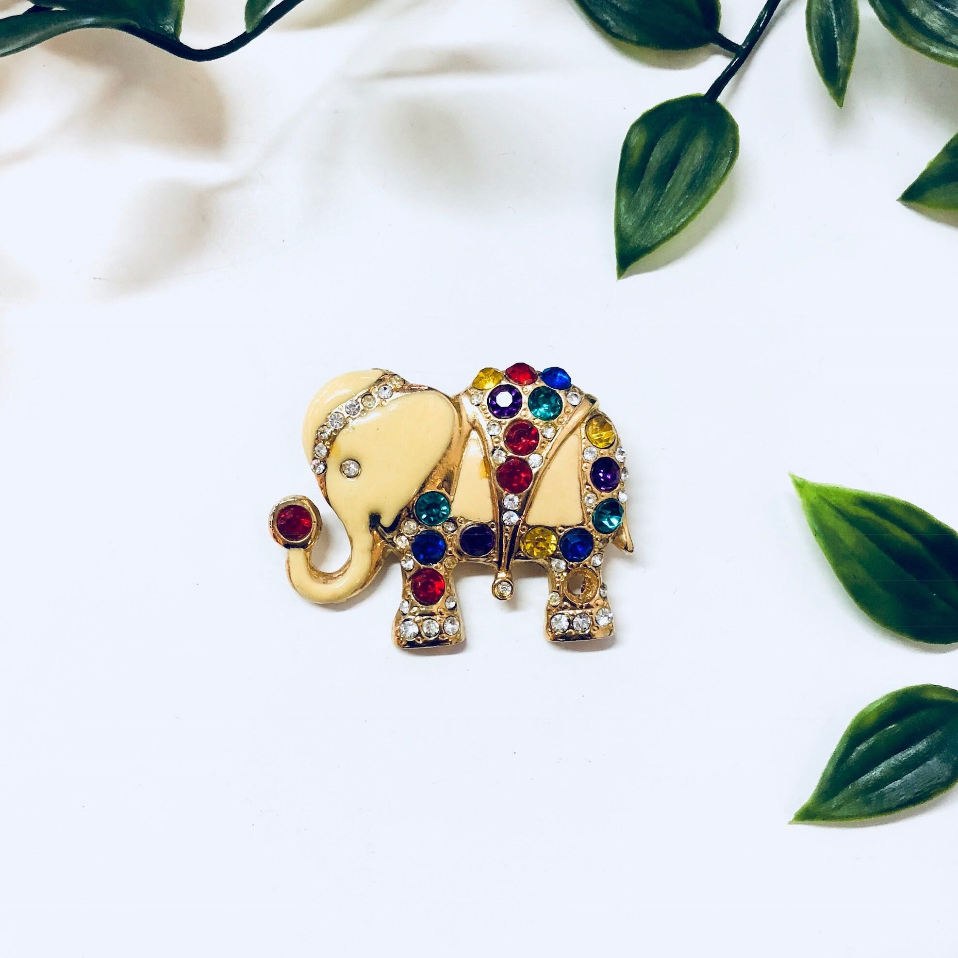 Vintage Brooch, Elephant Brooch, Rhinestone Pin, Vintage Jewelry, Gold Toned Brooch, Costume Jewelry, Animal Jewelry, Elephants, Gold, Blue