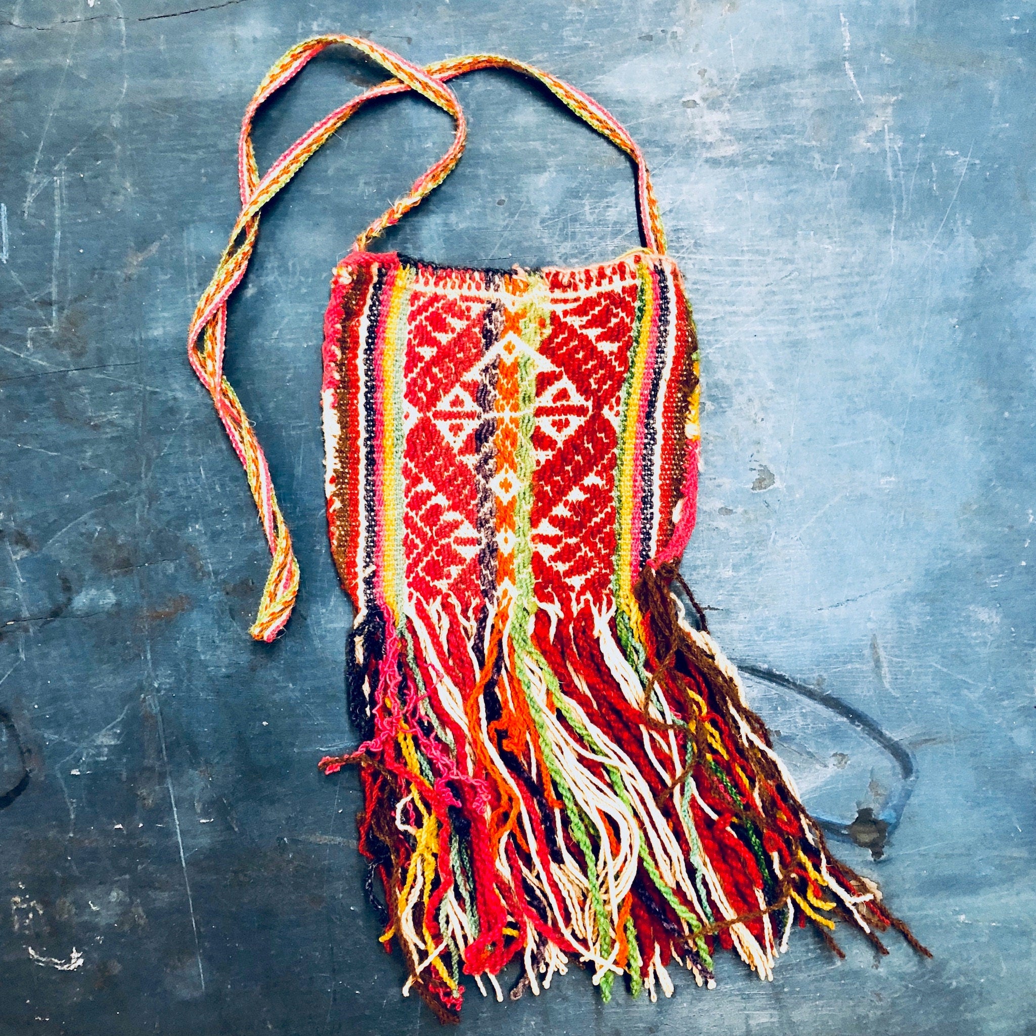 Vintage Woven Purse, Shoulder Bag, Vintage Weaving, Fringe Purse, Small Bag, Vintage Accessories, Colorful Bag, Red, Green, Pink, Yellow,