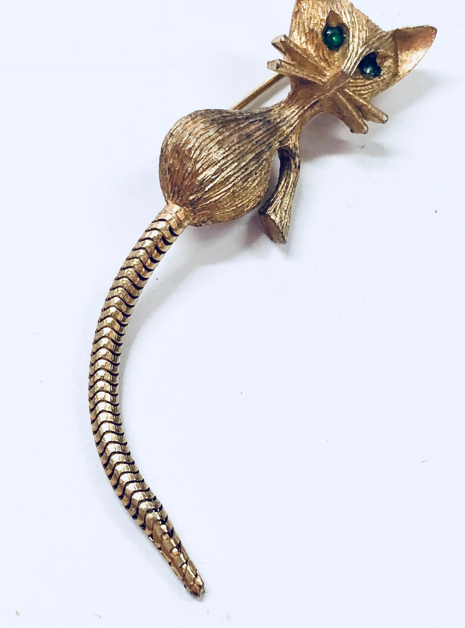 Vintage Brooch, Gold Toned Jewelry, Cat Pin, Gold Cat Pin, Green Eyes, Small Brooch, Vintage Jewelry, Costume Jewelry, Cute, Whiskers,
