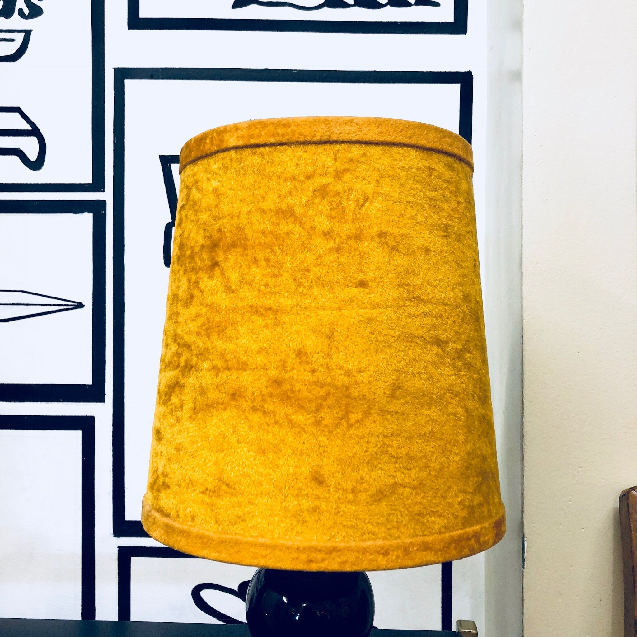 Vintage Lamp, Table Lamp, Black and Silver, Velvet Lamp Shade, Desk Lamp, Vintage Home Decor, Yellow Velvet, Retro, Vintage Lighting, MCM,