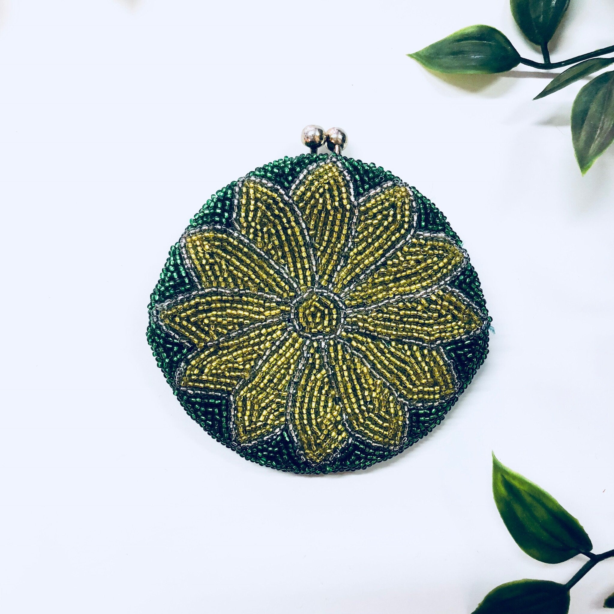 Vintage Coin Purse, Beaded Coin Purse, Change Purse, Small Pouch, Green, Yellow, Starburst, Flower, Small Beads, Kisslock Closure, Floral