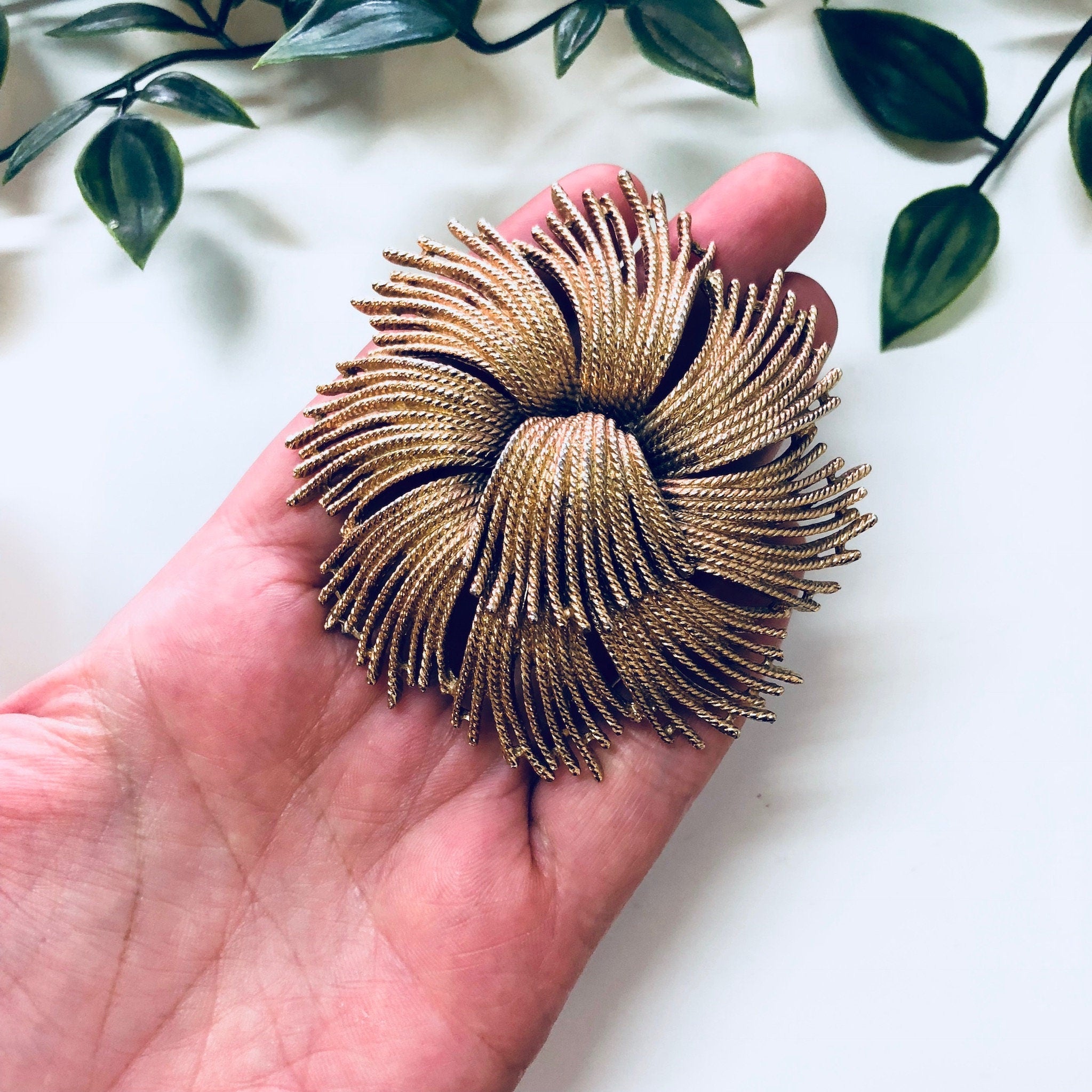 Vintage Brooch, Monet Brooch, Gold Toned Jewelry, Statement Jewelry, Swirl Brooch, Unique Jewelry, Large Brooch, Pin, Vintage Jewlery, Gold