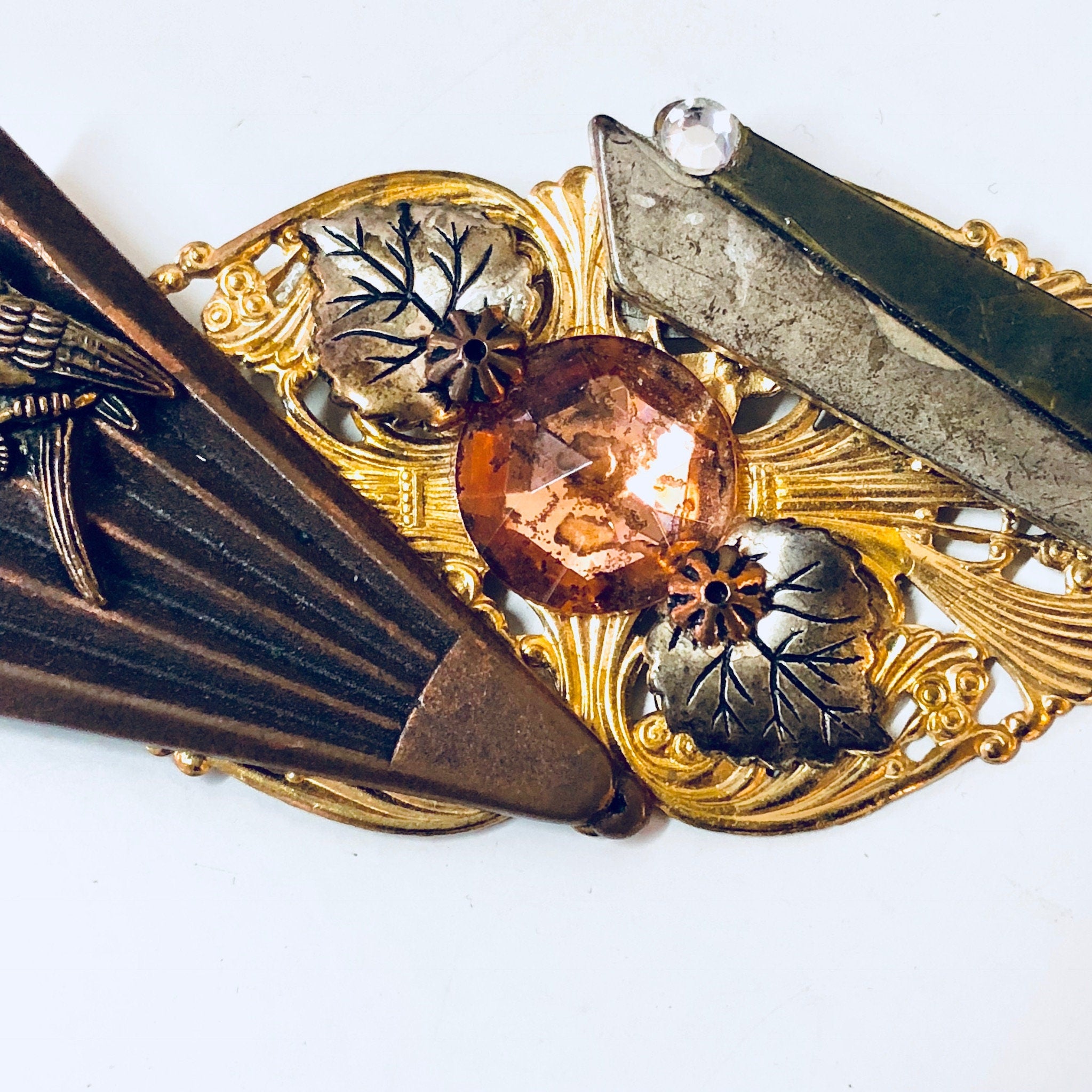 Vintage Brooch, Large Brooch, Vintage Jewelry, Gold Toned Jewelry, Unique Brooch, Vintage Pin, Costume Jewelry, Rhinestone, Peach, brown