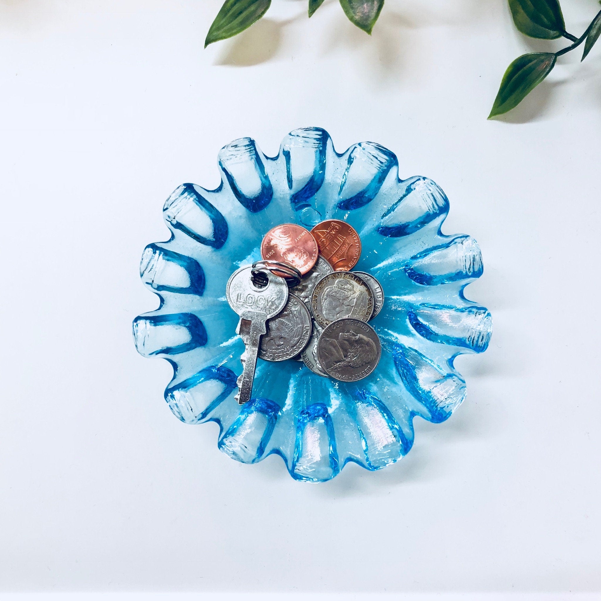 Vintage Ashtray, Blue Glass, Catch All Dish, Ring Dish, Jewelry Storage, Light Blue, Flower Shaped, Unique Ashtray, Vintage Home Decor, Blue