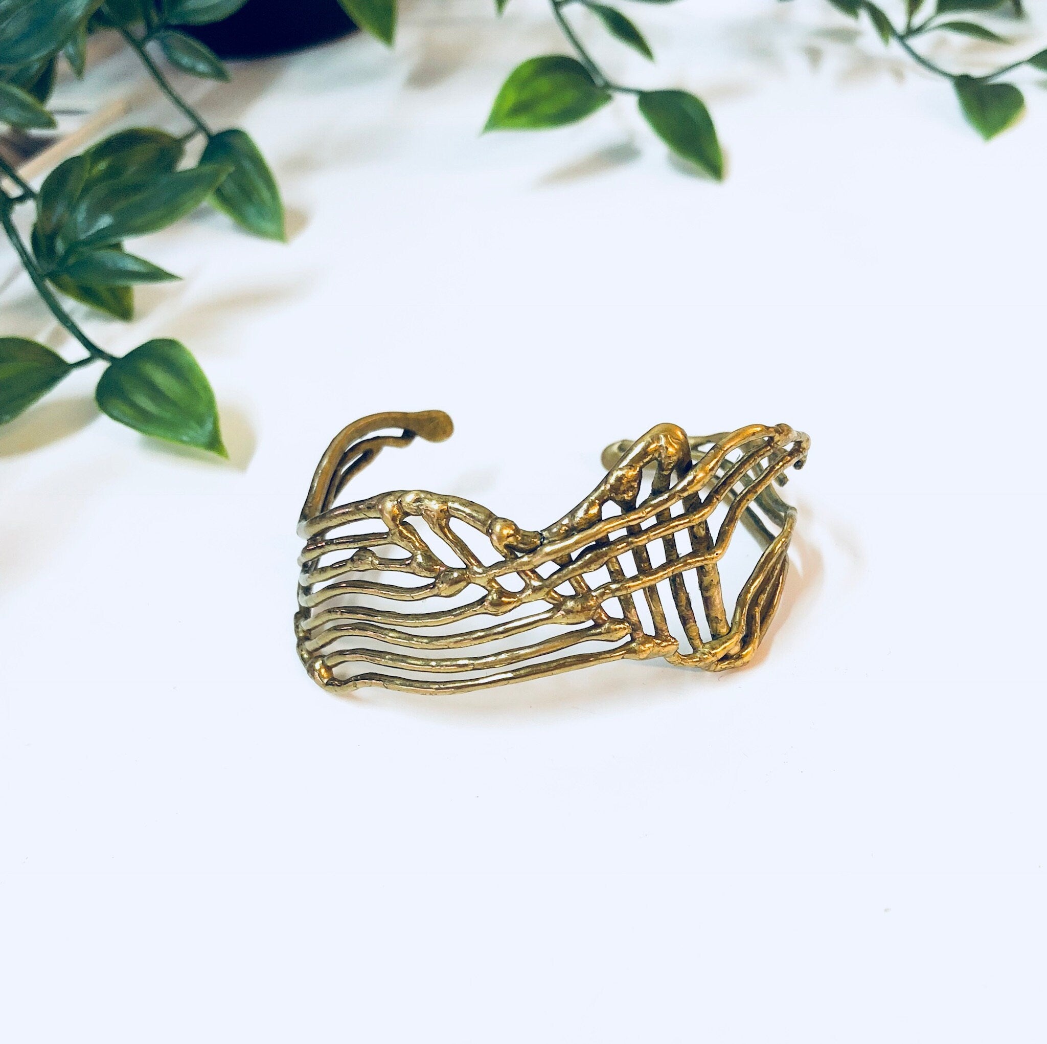 Vintage Bracelet, Cuff Bracelet, Brutalist Style, Brass Cuff, Brass Jewelry, Unique Jewelry, Vintage Jewelry, Small Bracelet, Statement Cuff