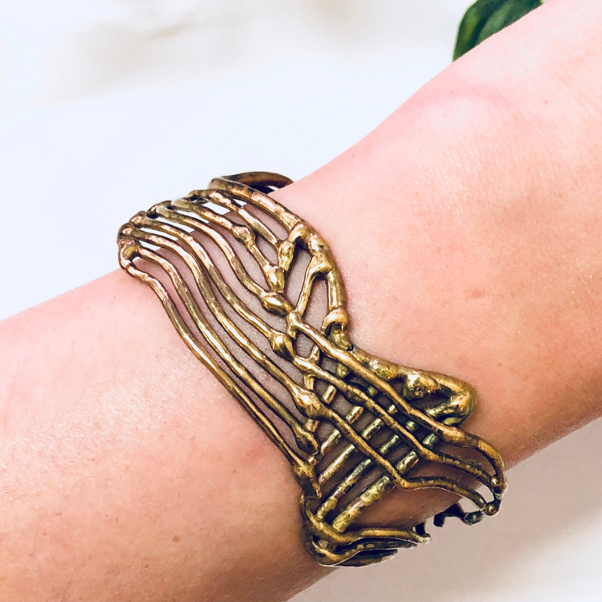 Vintage Bracelet, Cuff Bracelet, Brutalist Style, Brass Cuff, Brass Jewelry, Unique Jewelry, Vintage Jewelry, Small Bracelet, Statement Cuff