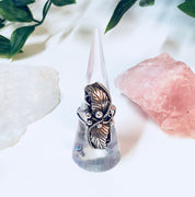 Vintage Southwestern Silver Ring with Feather Design