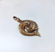 Vintage Gold Fish Pendant, Costume Jewelry, Fish Jewelry, Vintage Jewelry, Pendant Necklace, Two Fish, Gold Toned Jewelry, Aquatic Jewelry