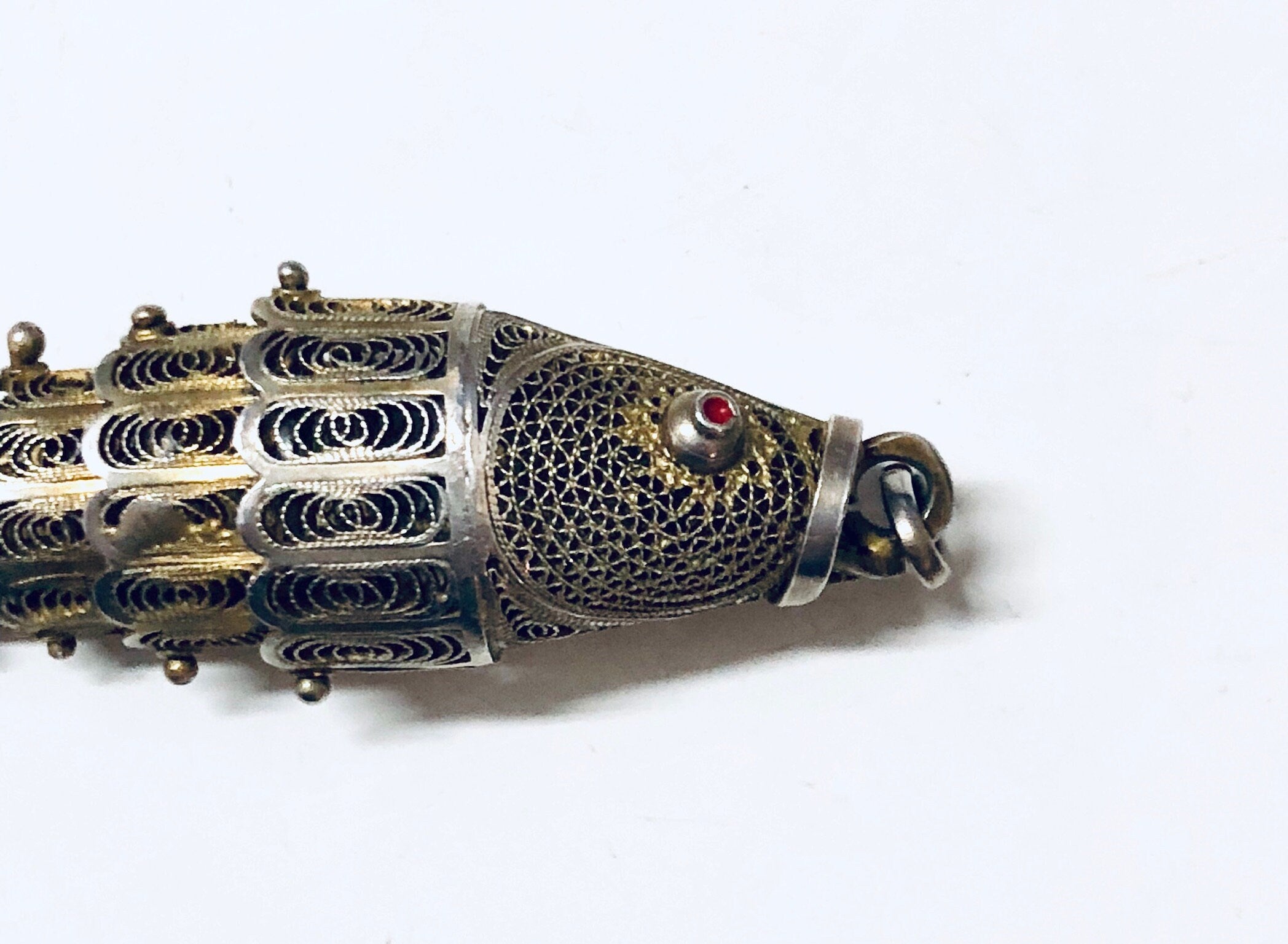Vintage Fish Pendant, Silver Fish Jewelry, Vintage Jewelry, Vintage Necklace, Pendant Necklace, Moveable Fish Pendant, Red Eye Fish, 925