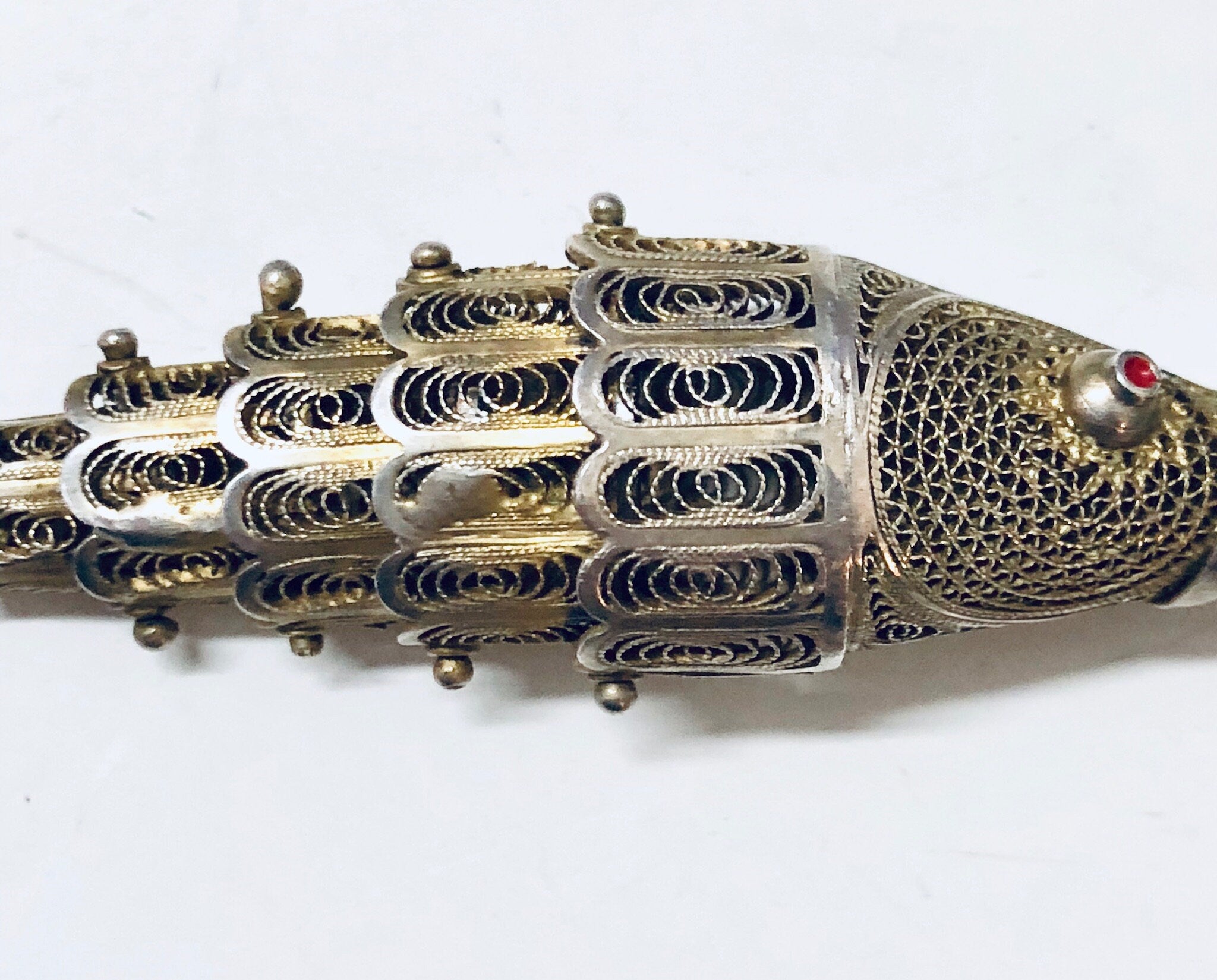 Vintage Fish Pendant, Silver Fish Jewelry, Vintage Jewelry, Vintage Necklace, Pendant Necklace, Moveable Fish Pendant, Red Eye Fish, 925
